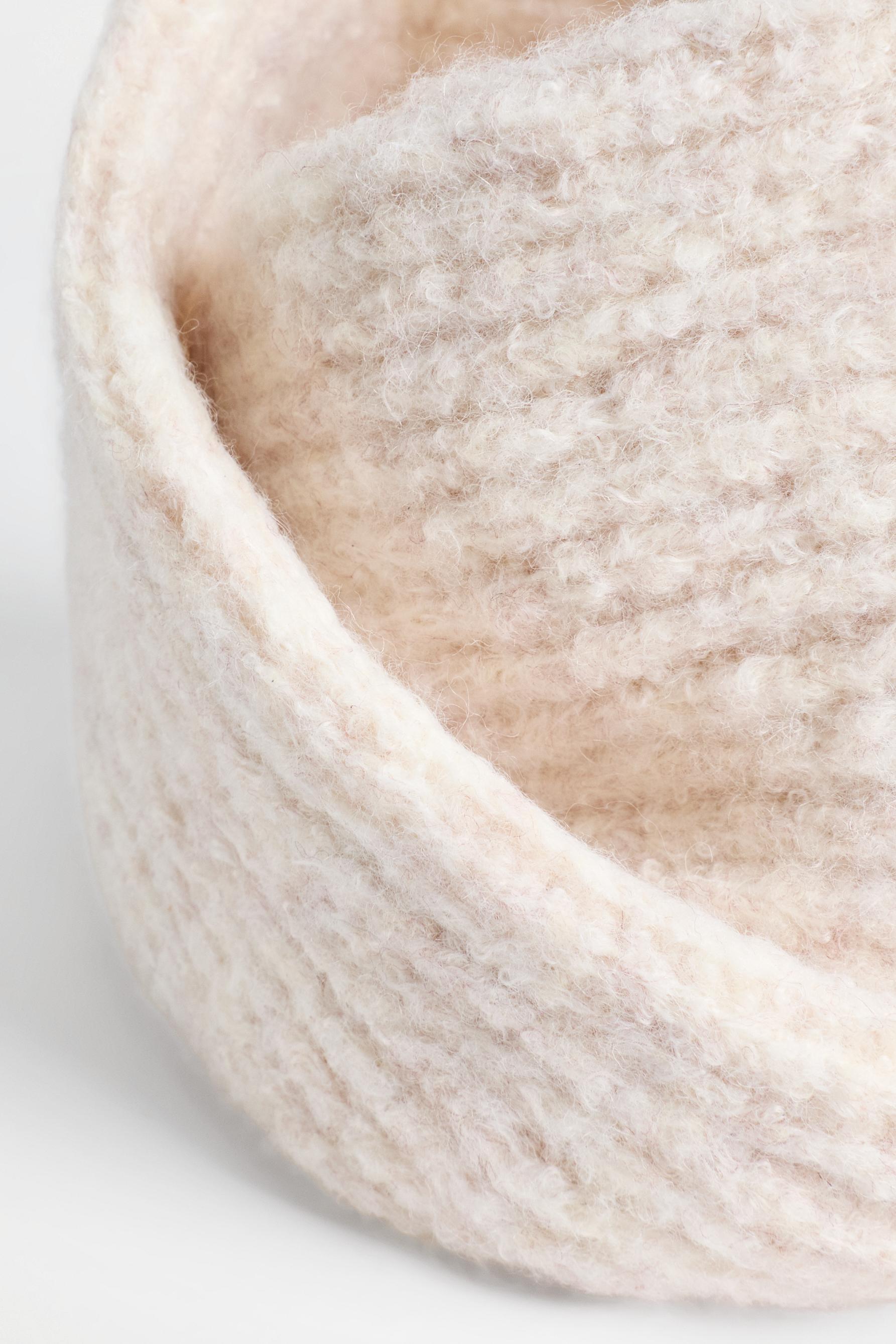 Ribbed knit snood — BEIGE