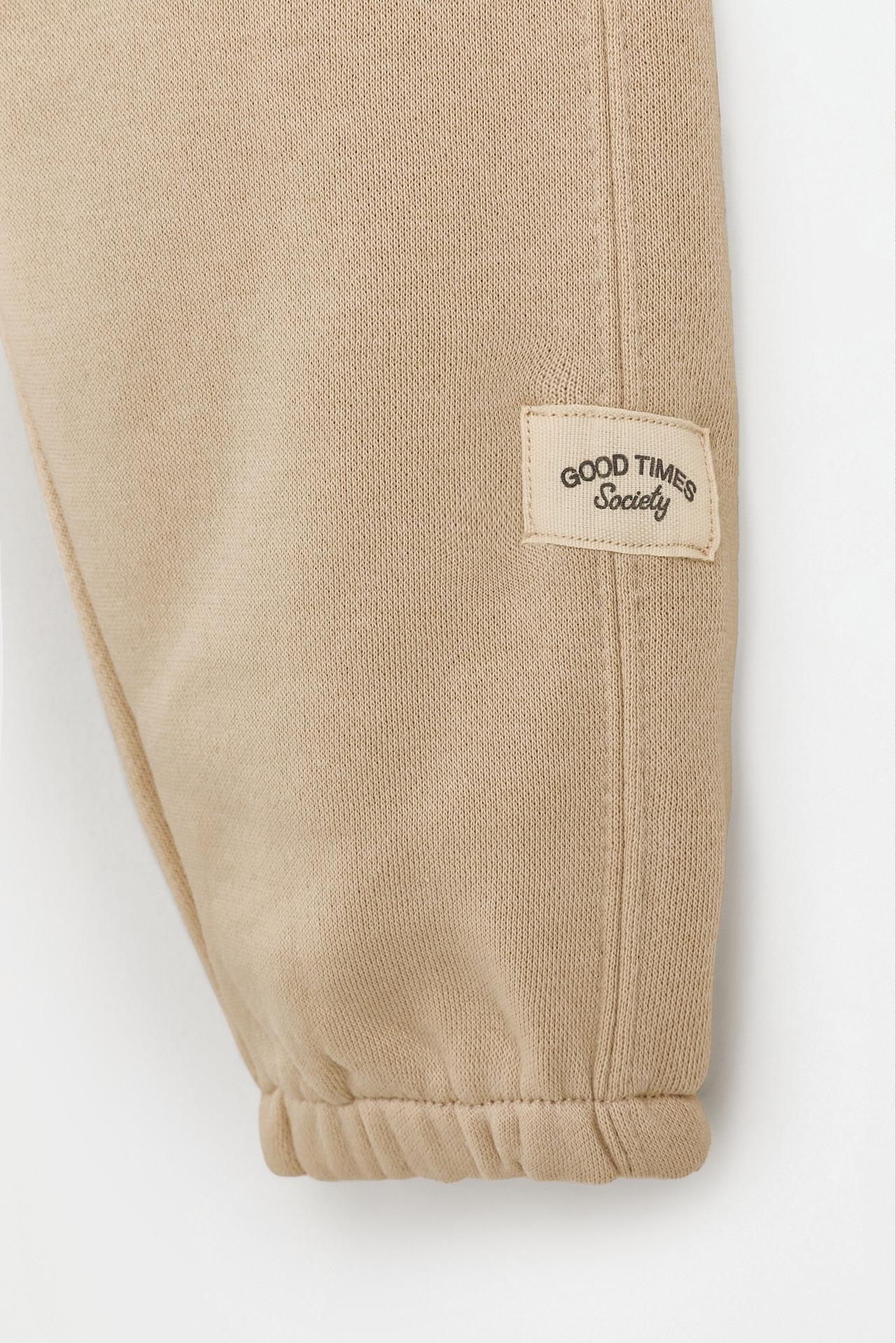 4-pack of plain plush joggers — INDIGO