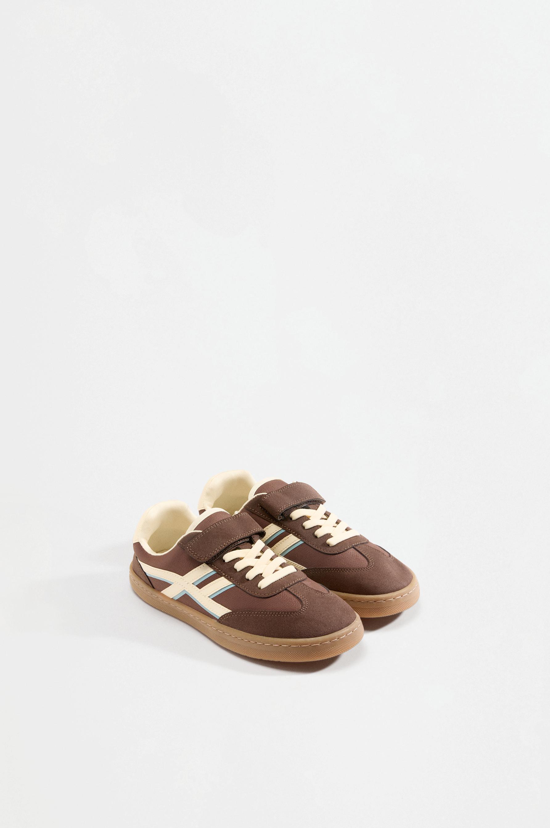 Barefoot mixed-material sneakers — BROWN