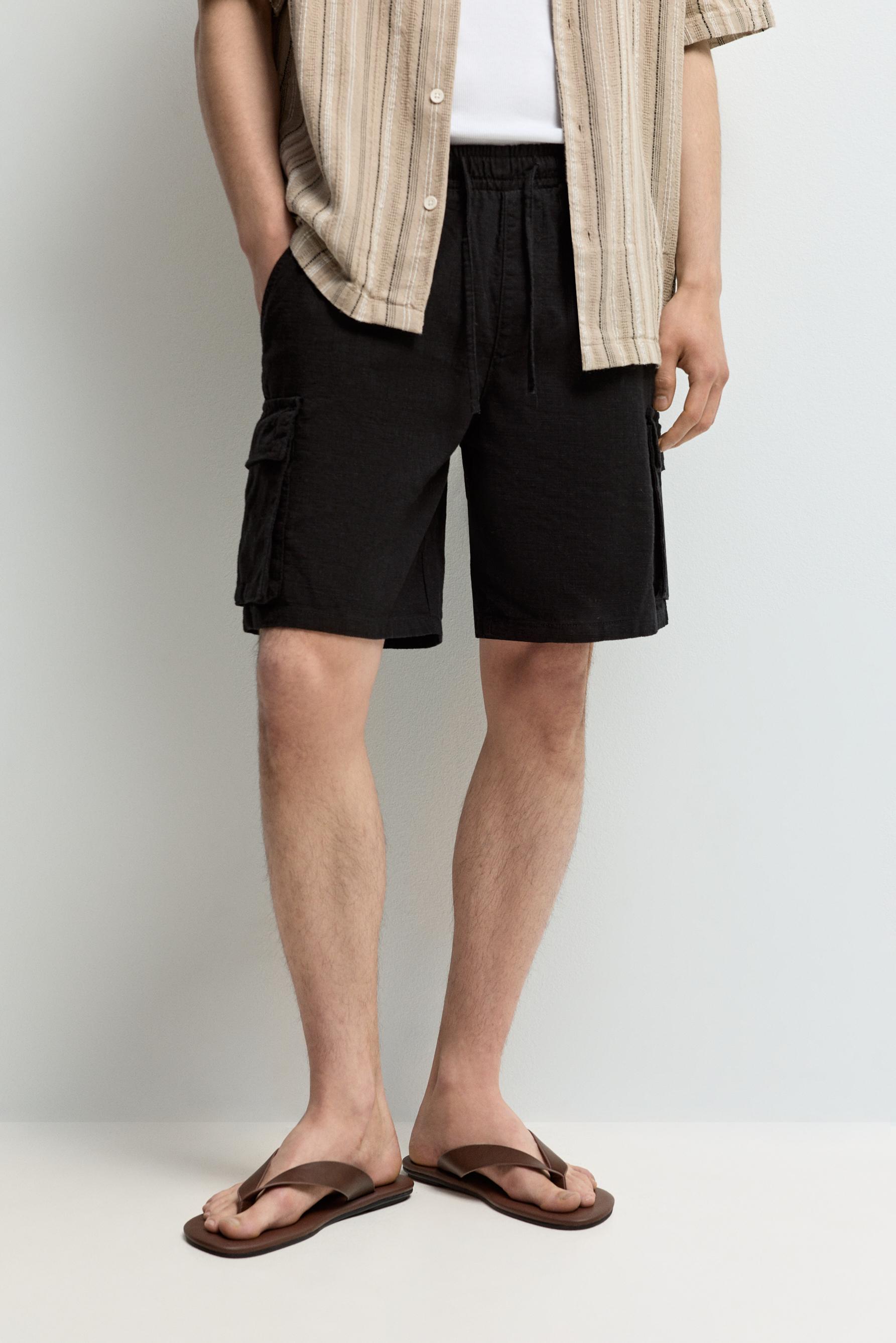 Rustic cargo Bermuda joggers — BLACK