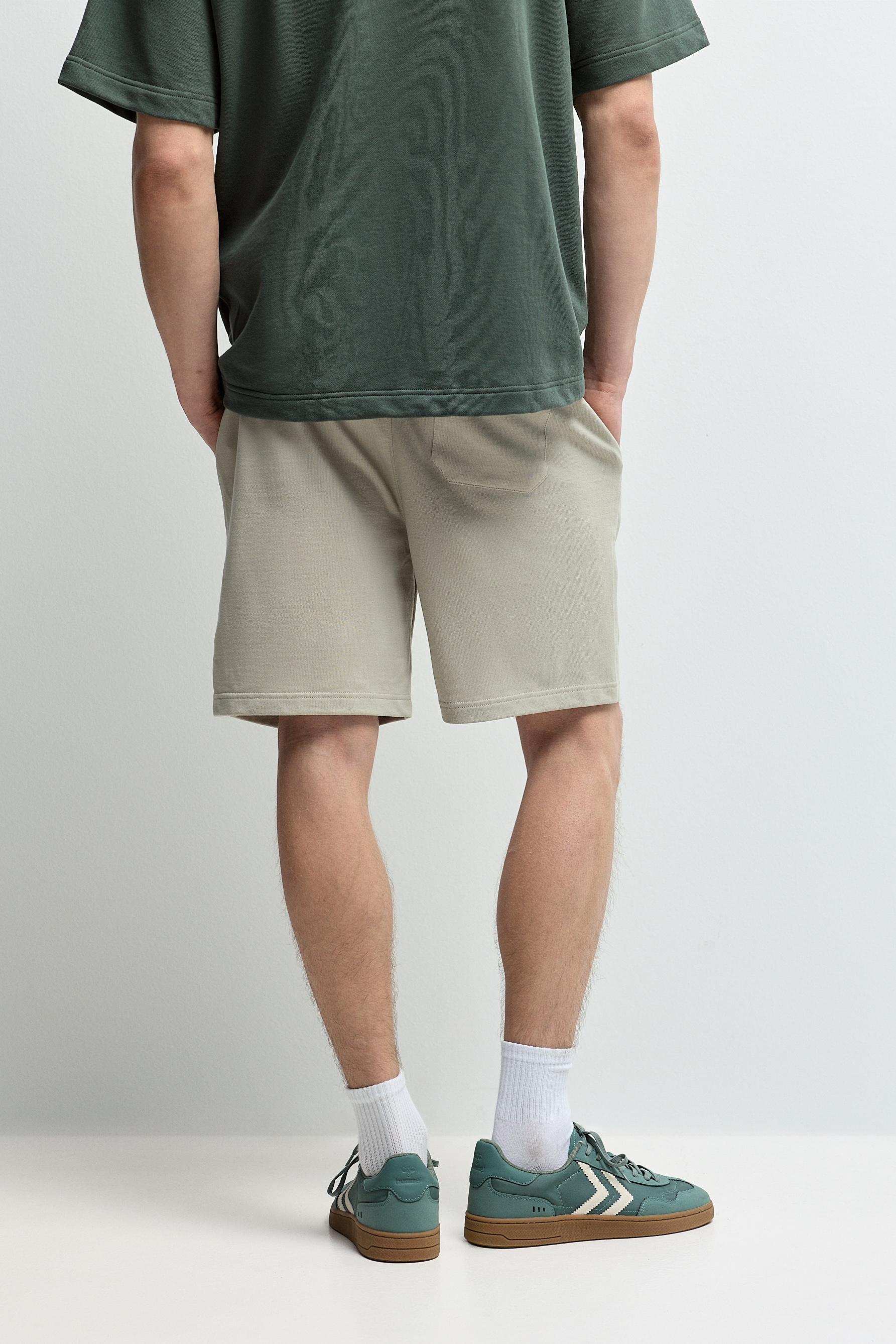 Basic tracksuit Bermuda shorts — PALE GREEN