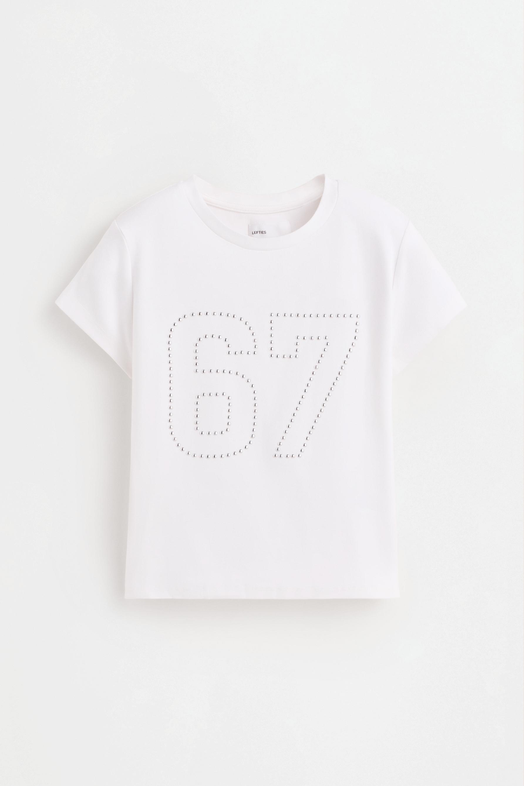 Camiseta número tachas