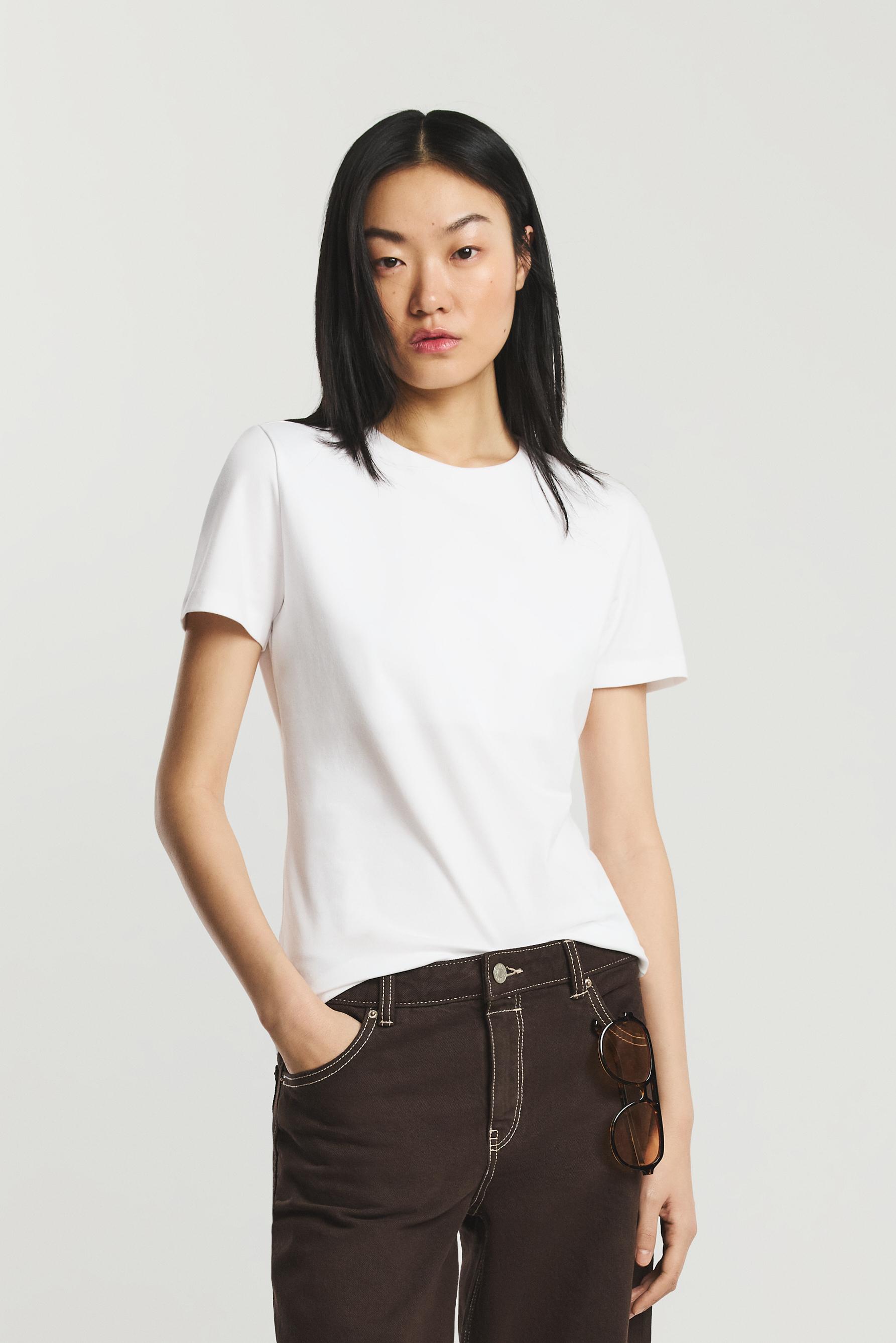 Round neck T-shirt — WHITE
