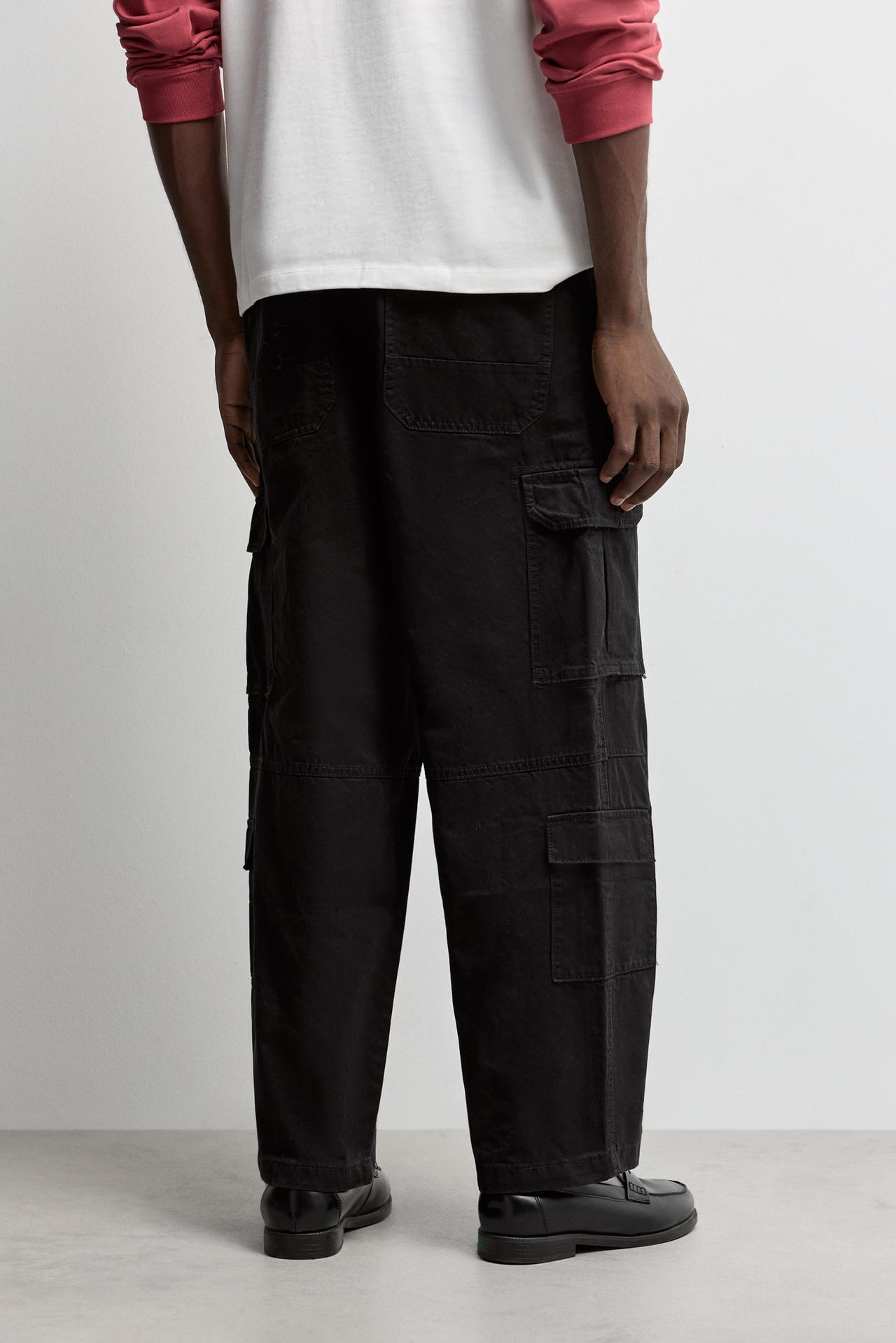 Baggy cargo trousers — BLACK