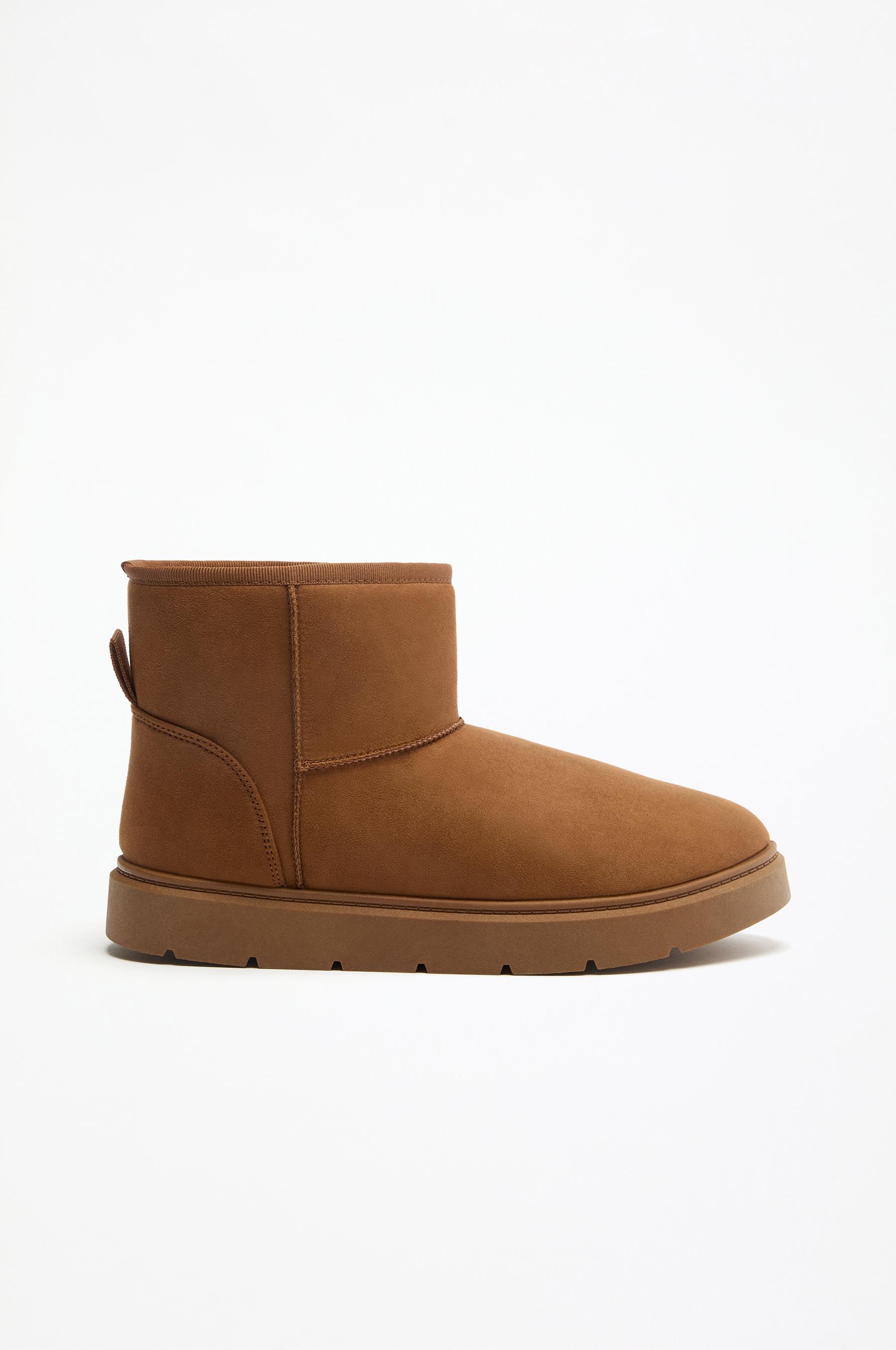 Flat fur ankle boots — LEATHER