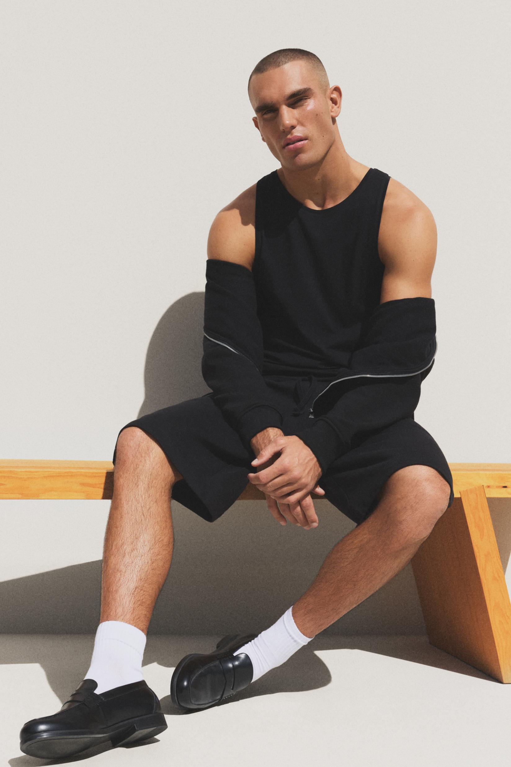 Ribbed vest top — BLACK