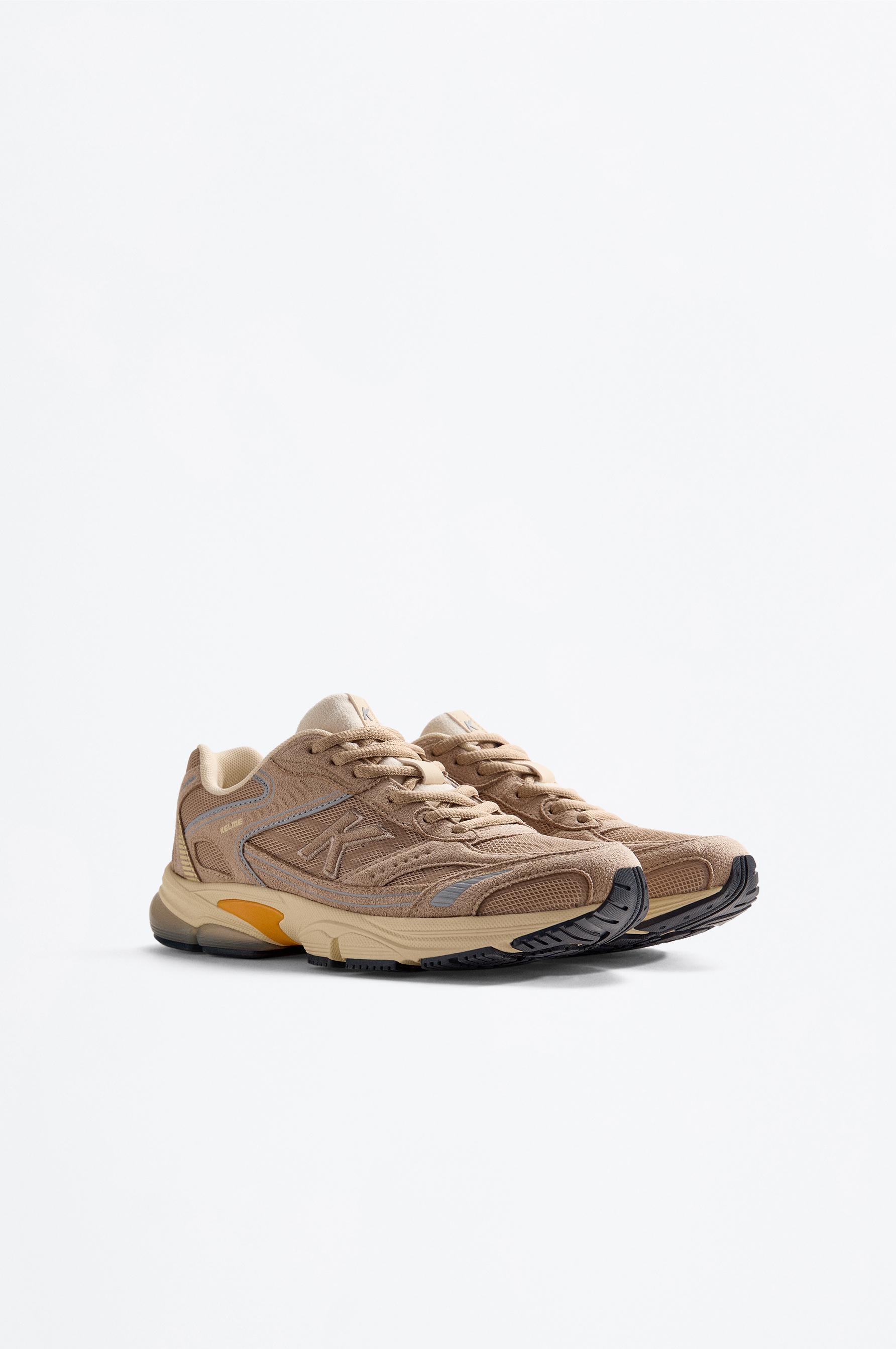 Kelme sports shoes — BROWN