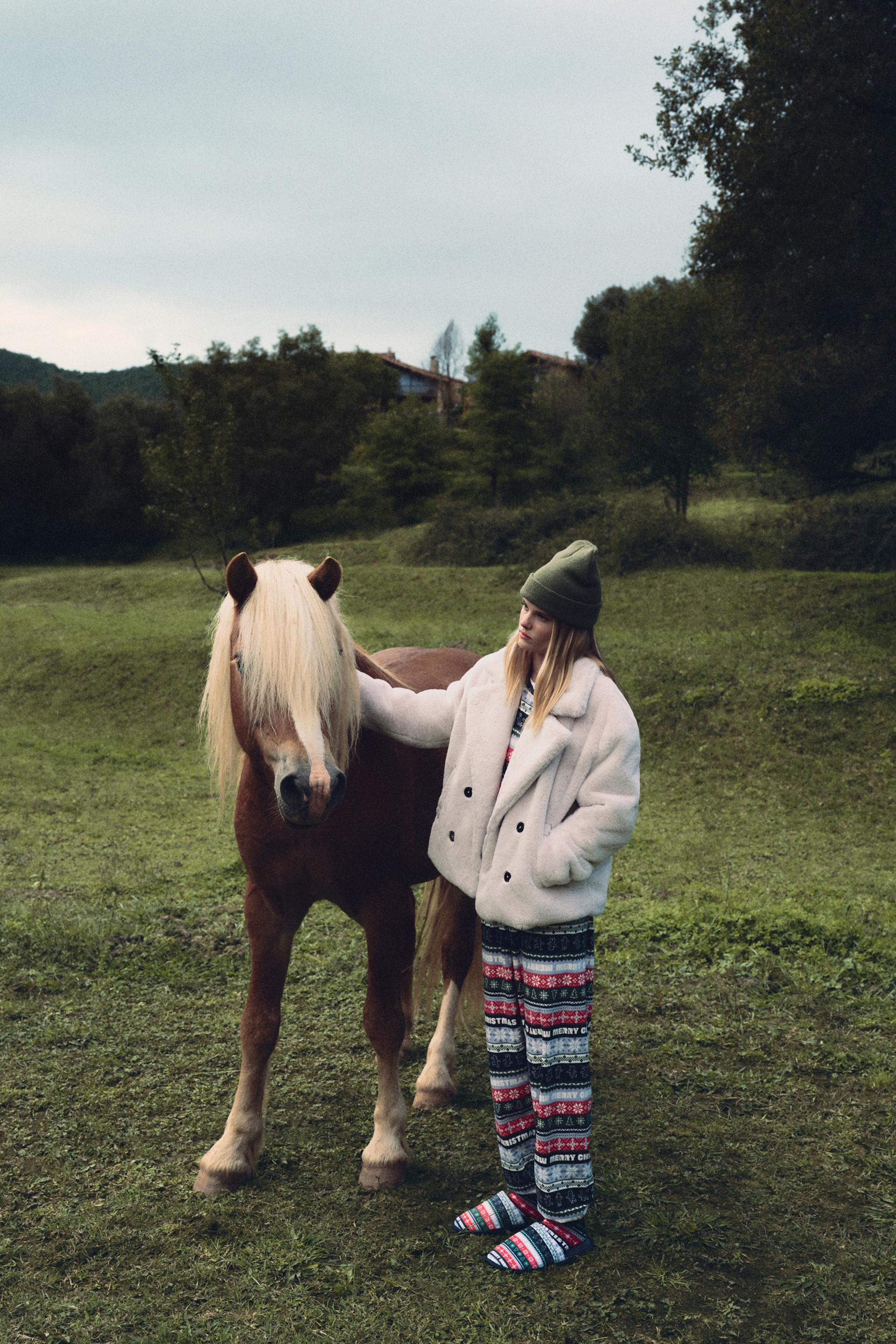 Mujer | Pijama cenefa aterciopelado