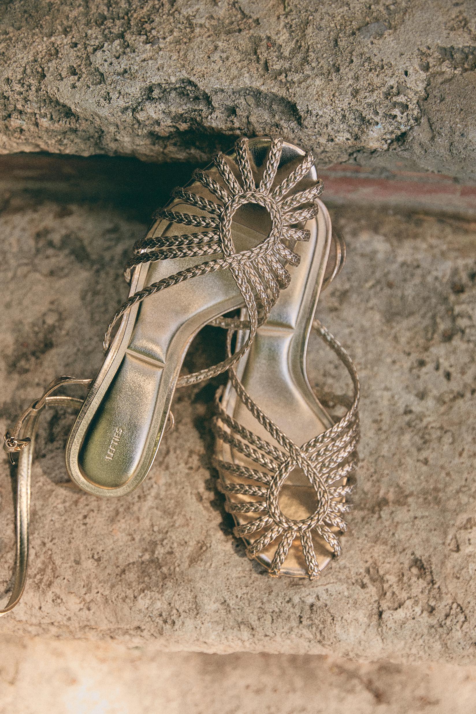Heeled cage sandals — GOLD
