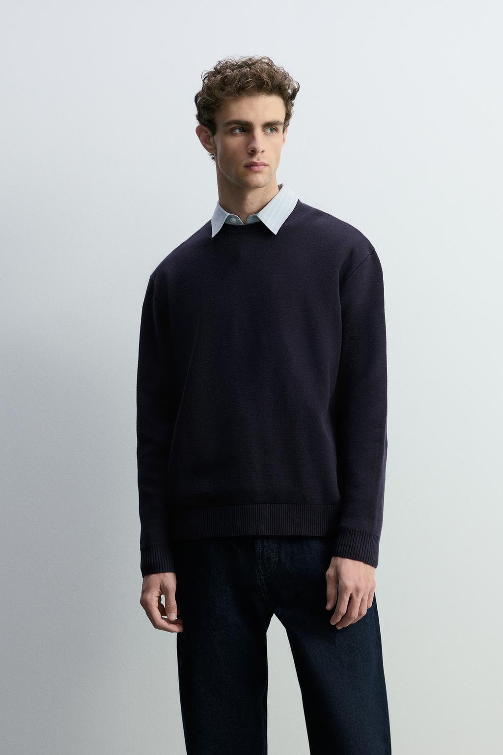 Compact knit sweater