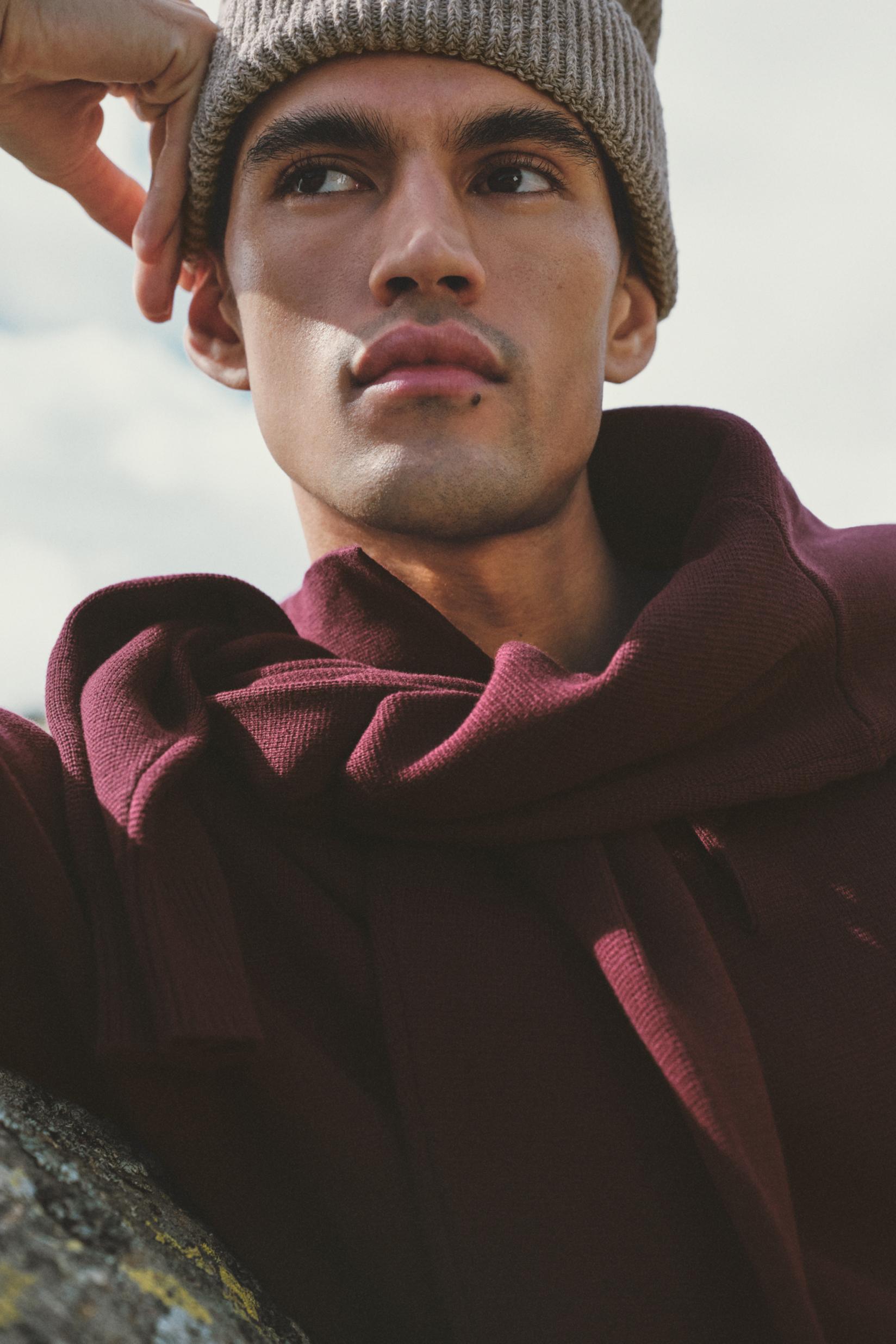 Compact knit sweater — BURGUNDY