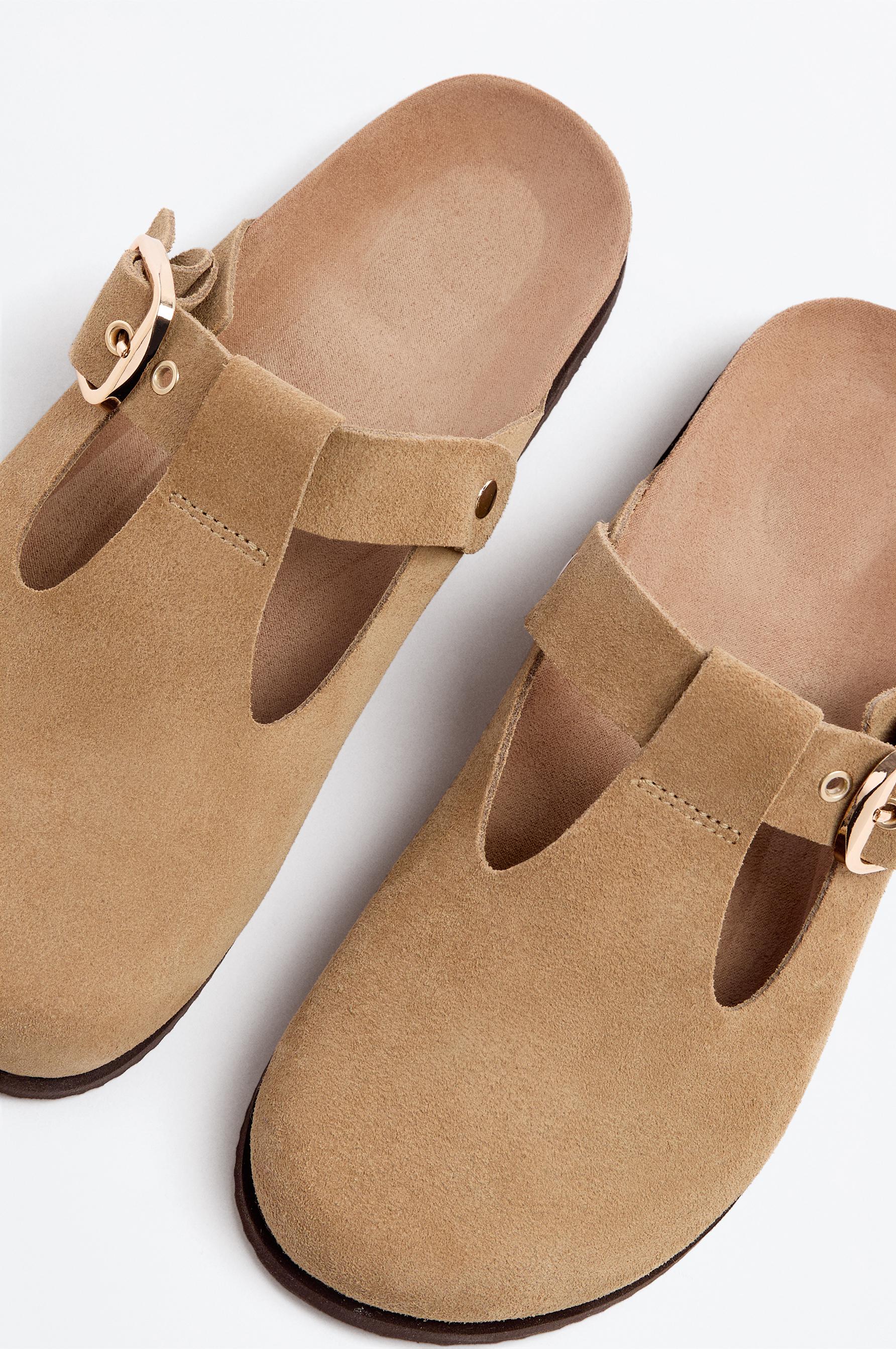 Zueco hebilla piel - Zapatillas - ZAPATOS - Hombre | LEFTIES España