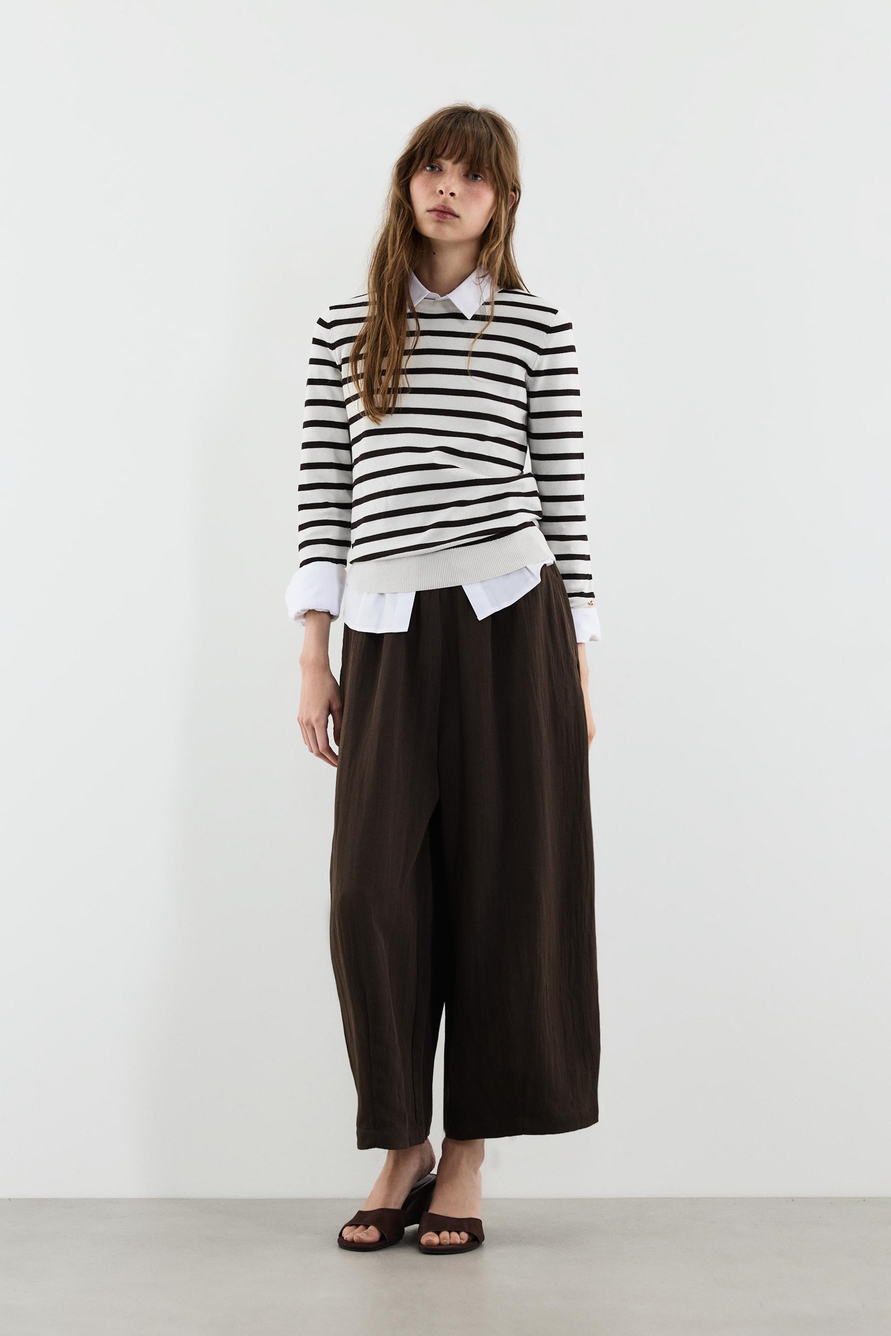 Basic gold button sweater — BEIGE/BROWN