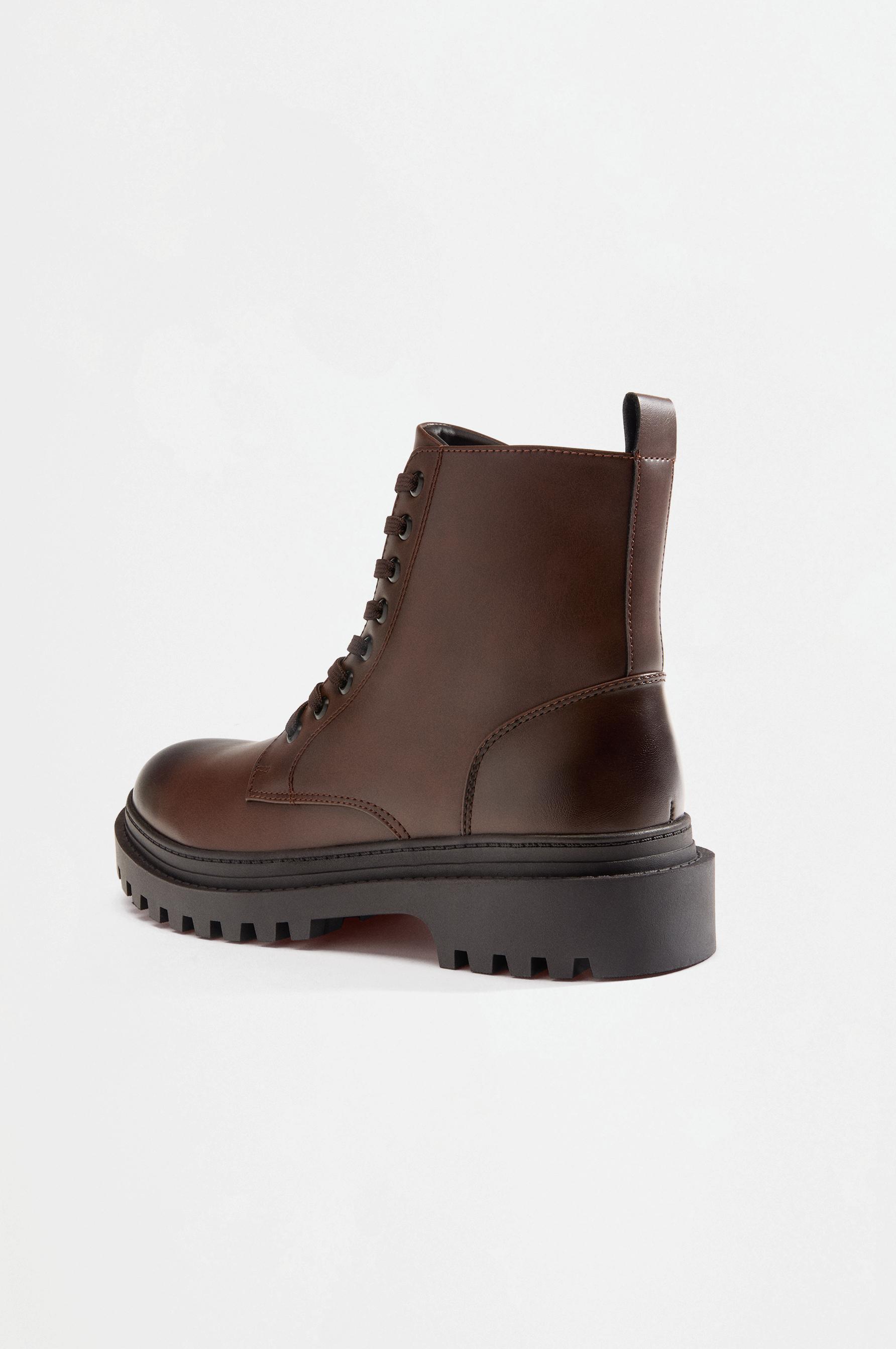 Track boots — BROWN