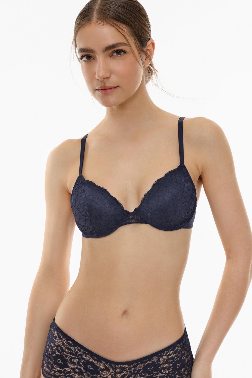 Lace underwire bra