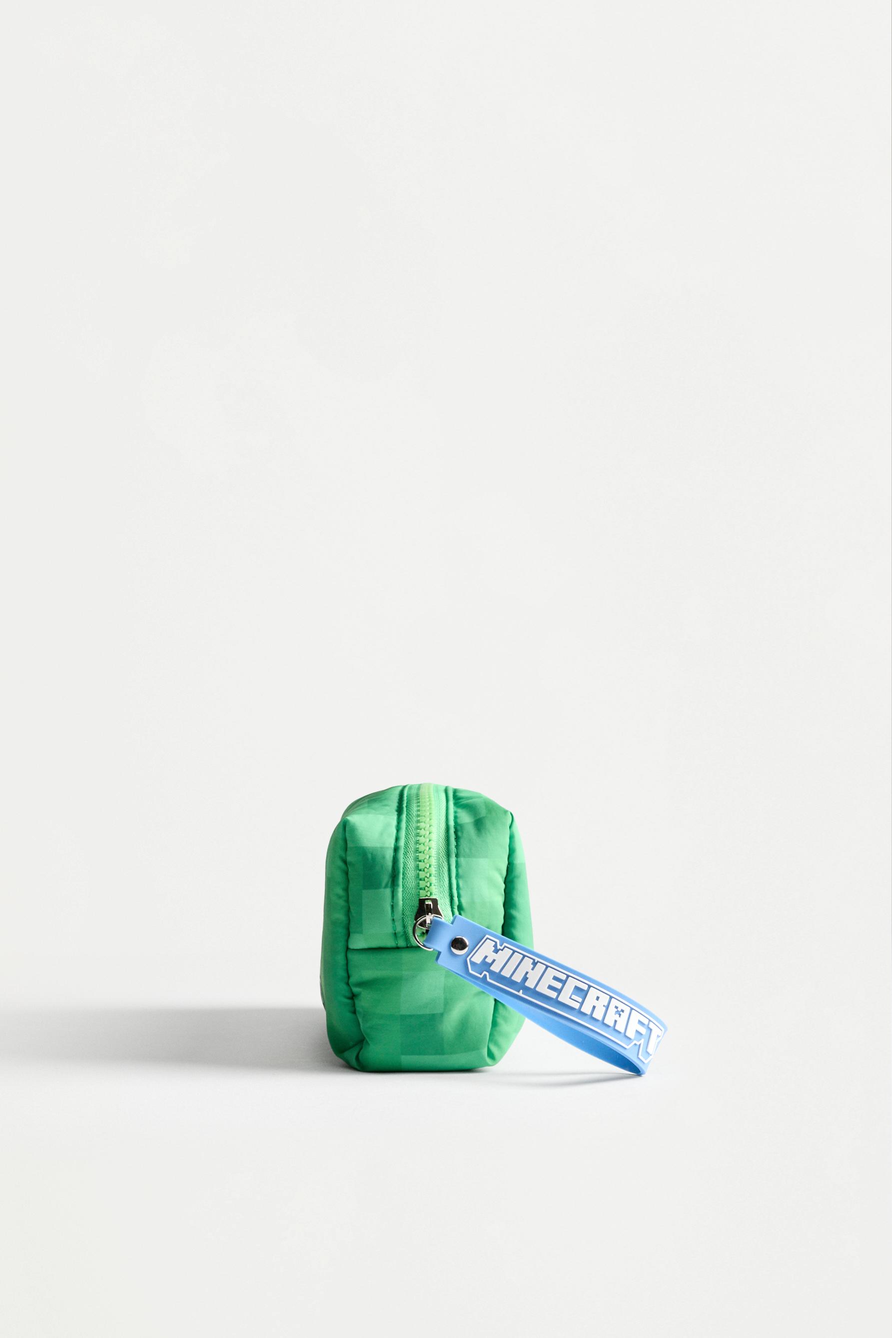 Minecraft toiletry bag — GREEN