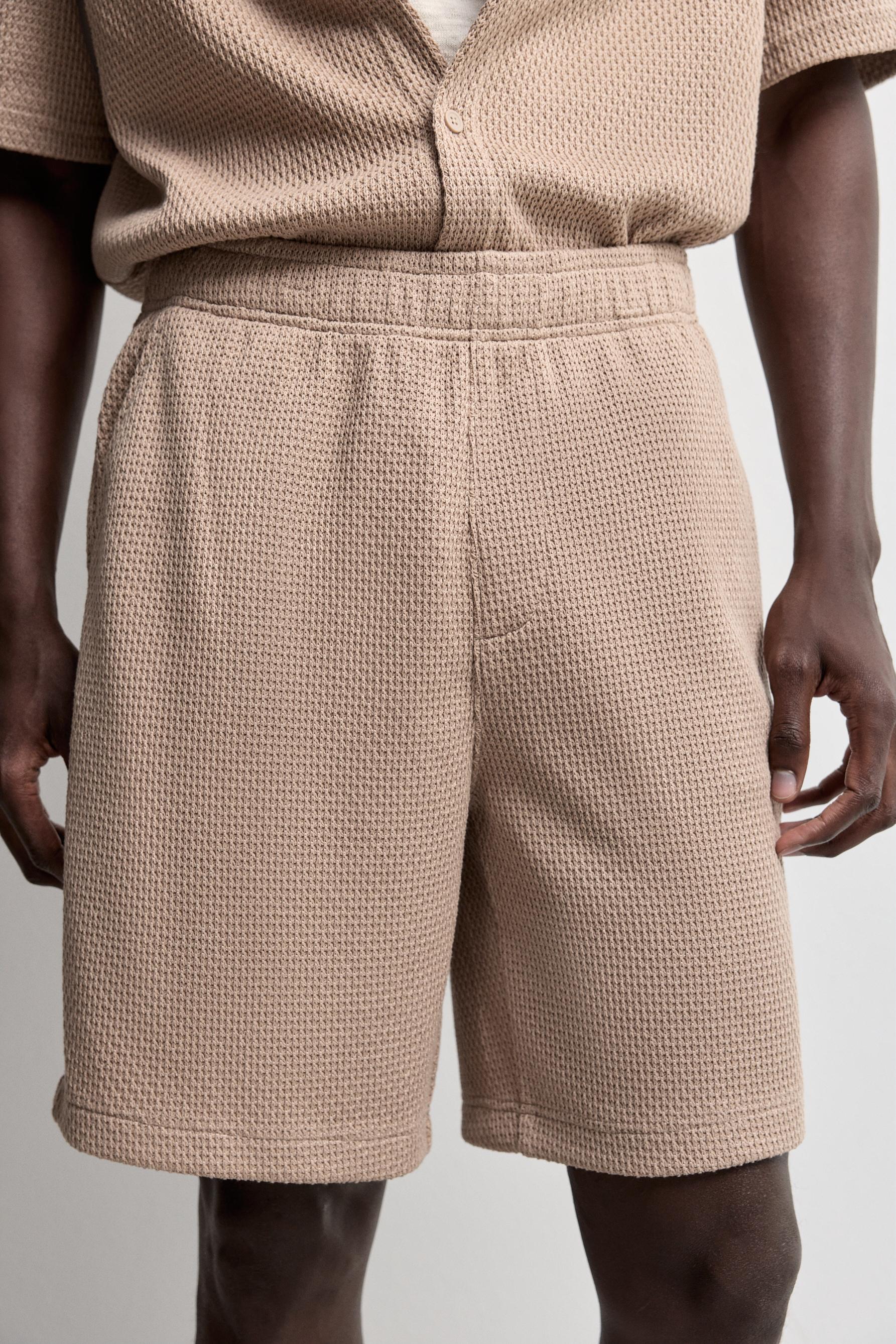Waffle-textured Bermuda shorts — YARN