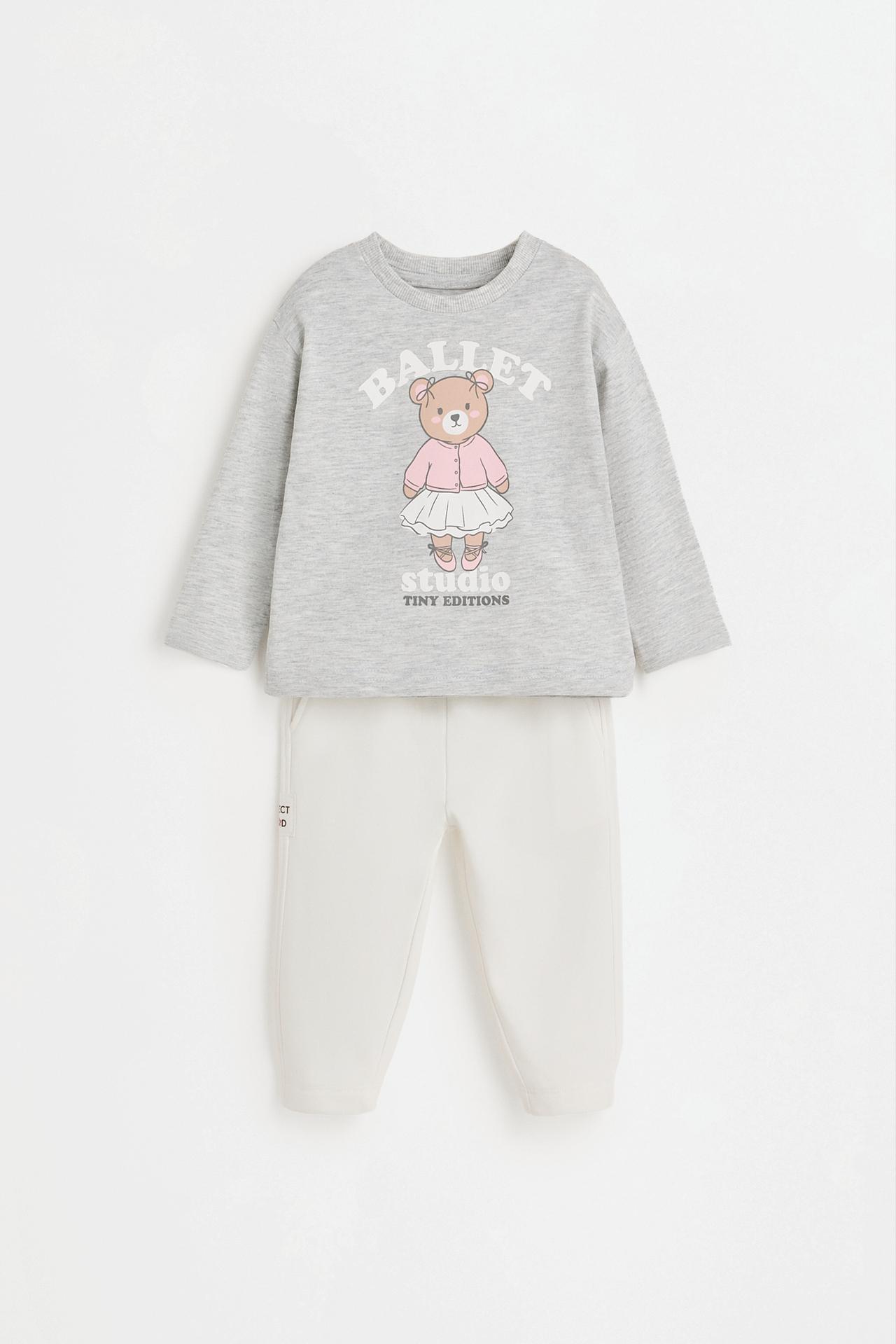 5-pack of mixed T-shirt and fleece jogger sets — PALE PINK