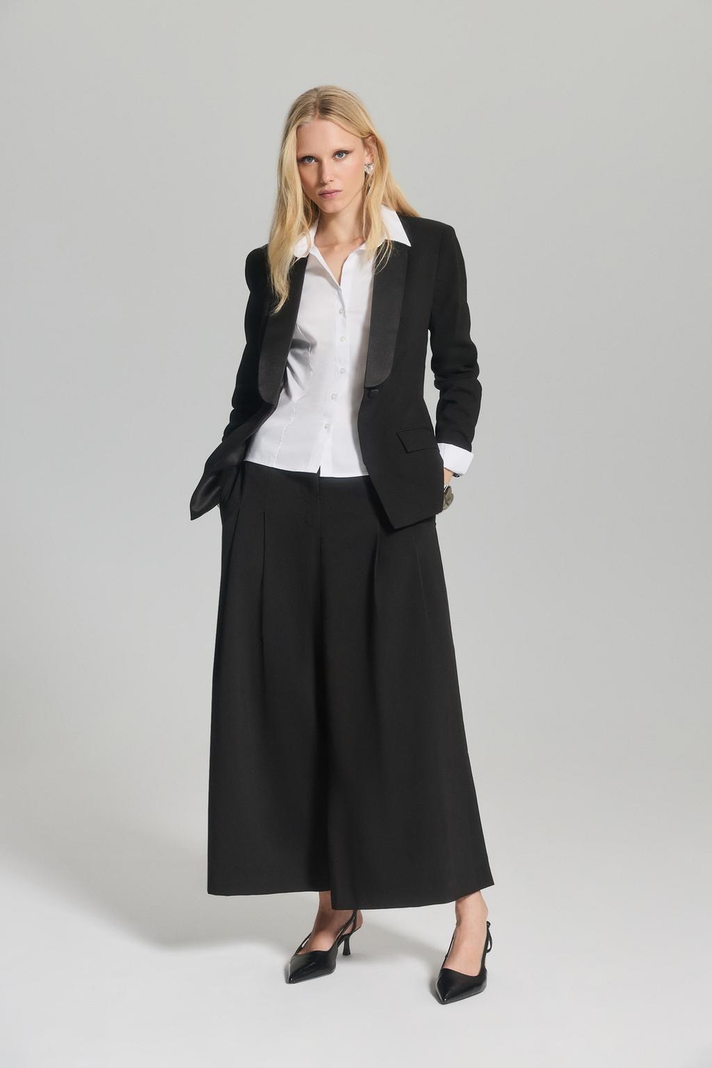 Culottes with pleats