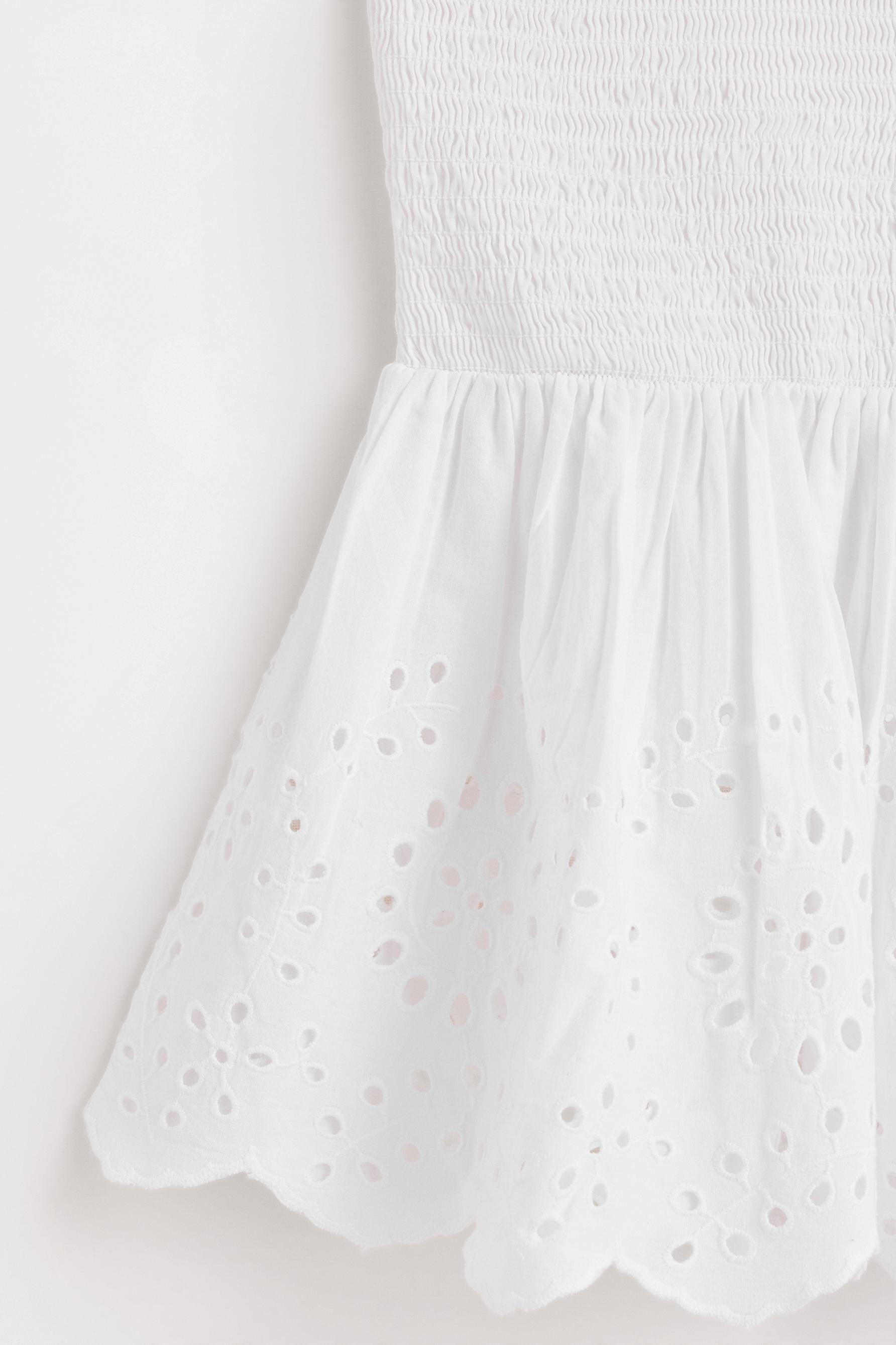 Swiss embroidery strapless top — WHITE