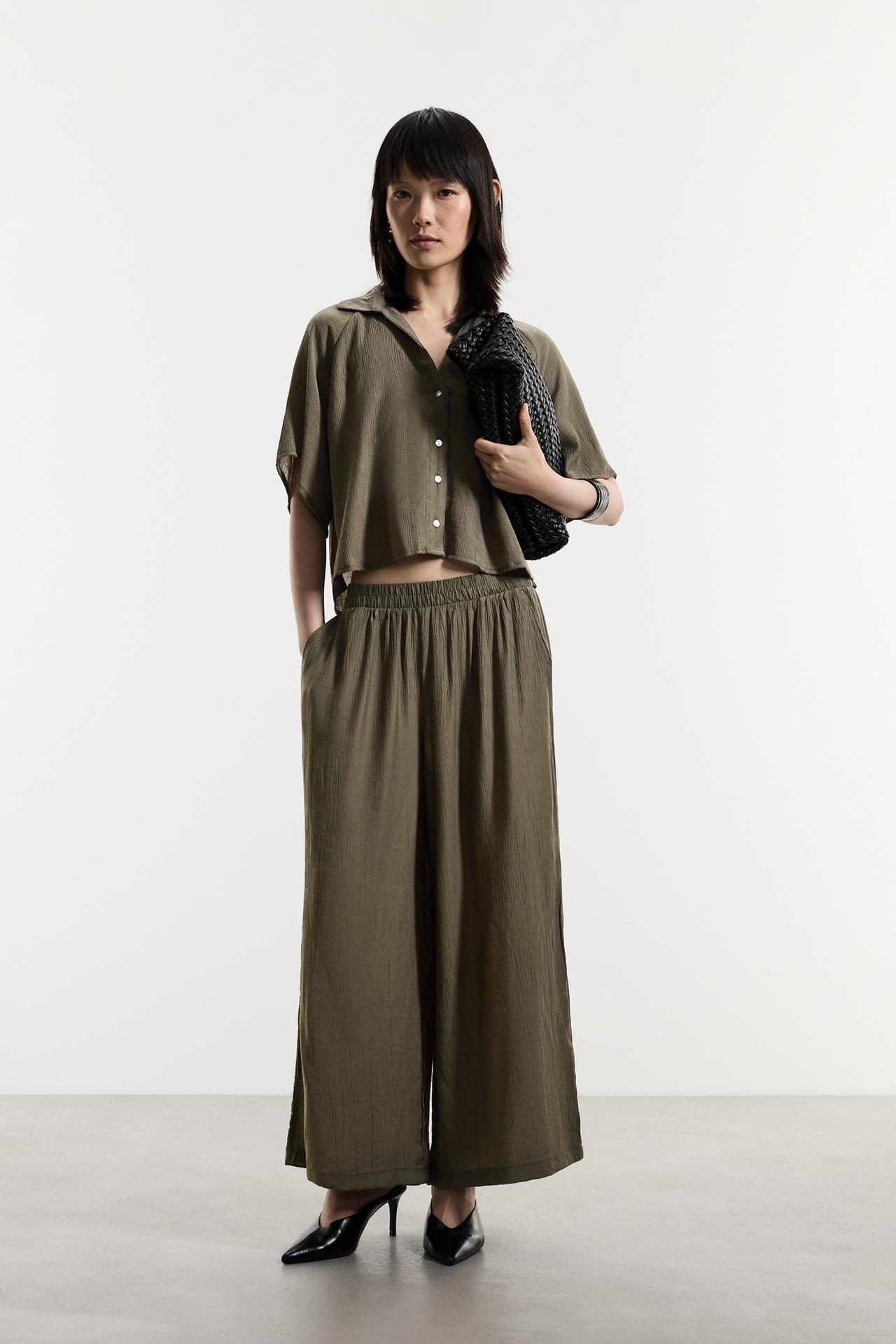 Textured culottes — DARK KHAKI