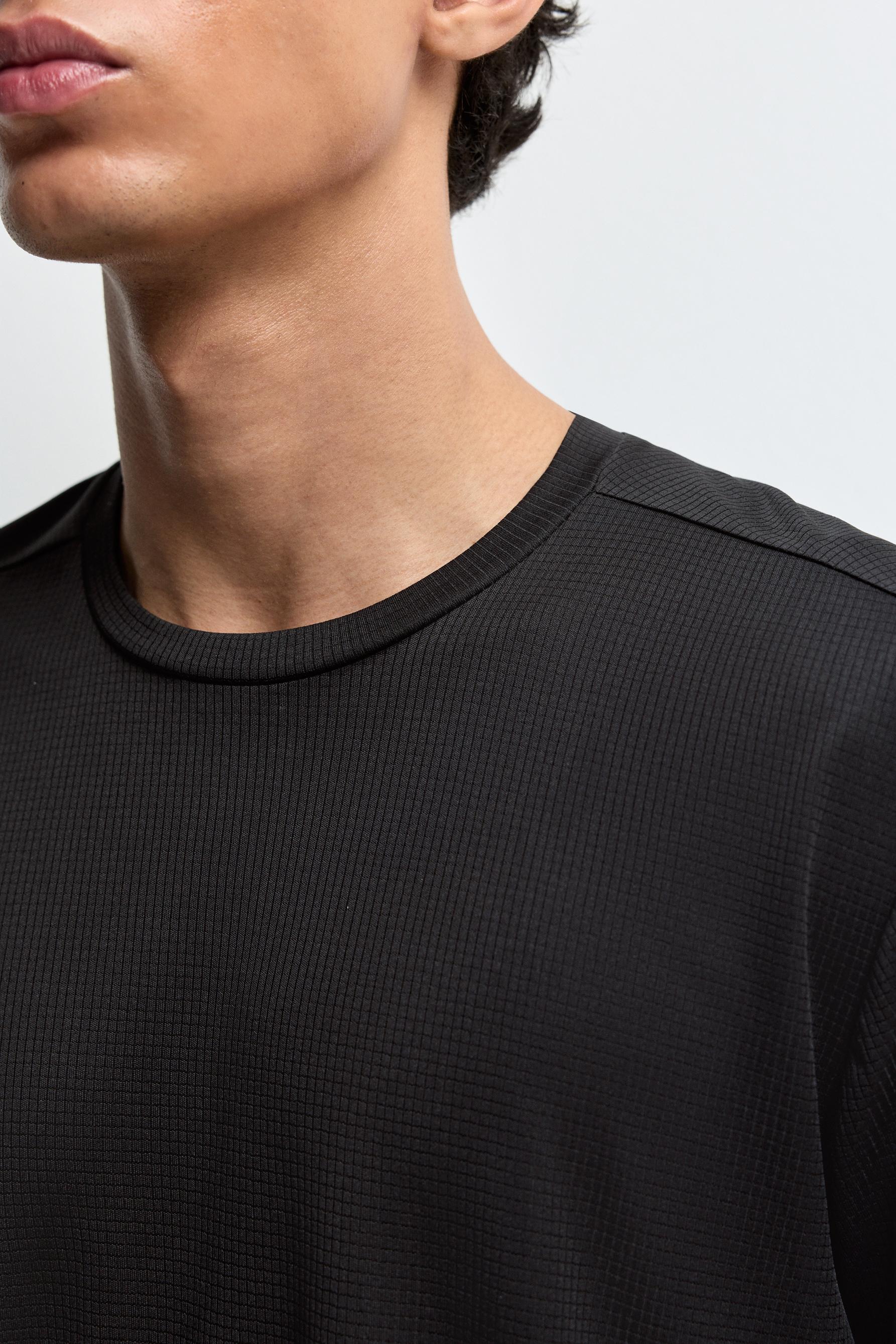 Sports T-shirt — BLACK