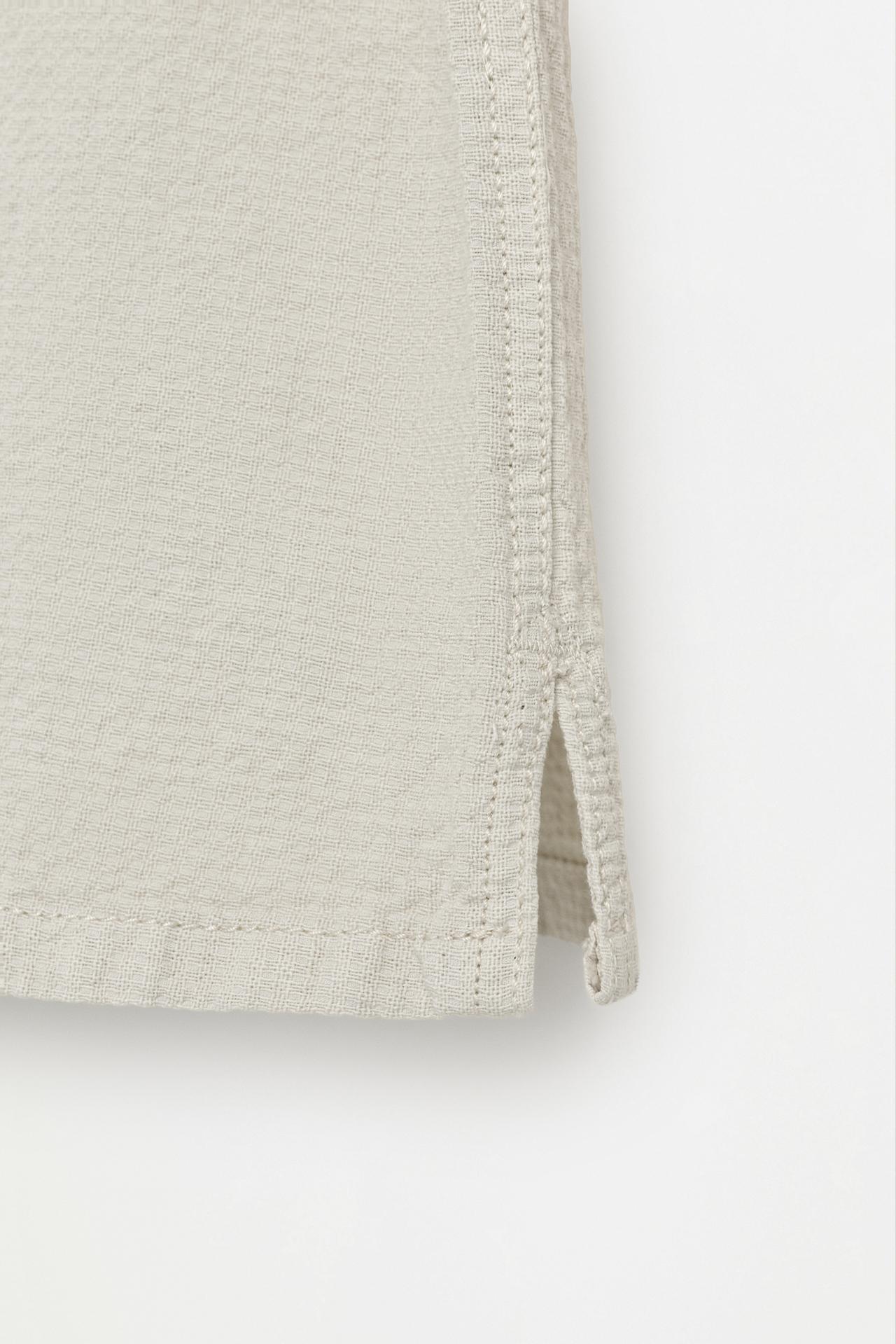 Textured resort shirt — STONE