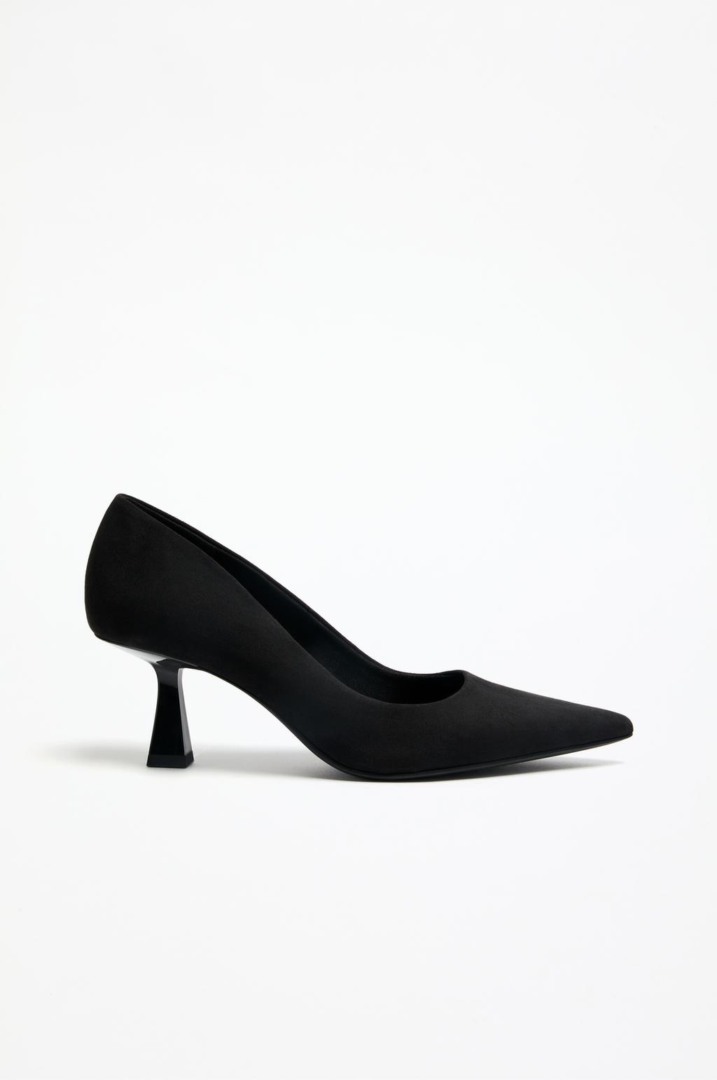 Minimalist high-heel shoes