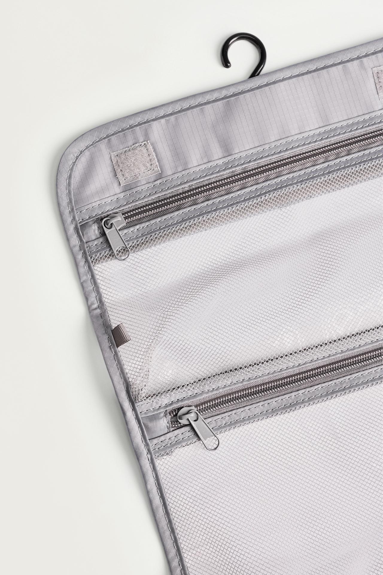 Foldable travel toiletry bag — PEARL GREY