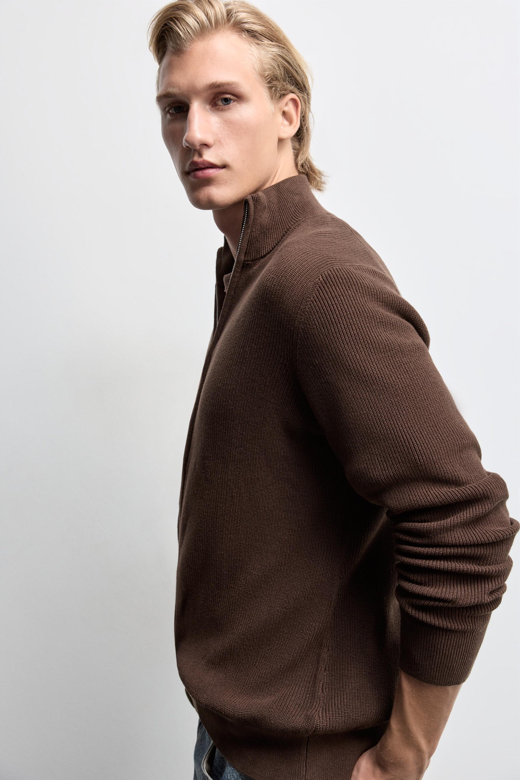 Zip-up knit cardigan — BROWN