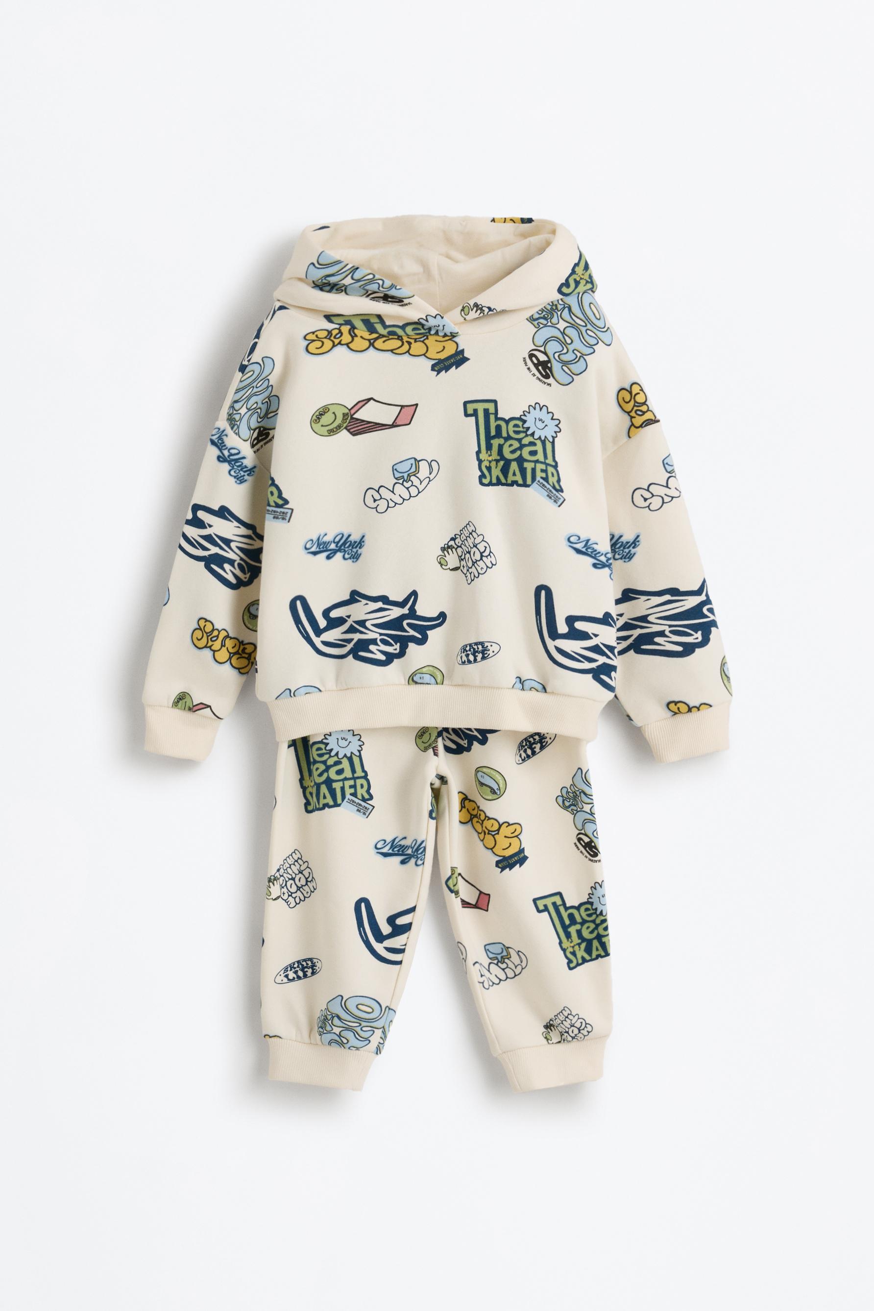 Conjunto sudadera capucha y pantalón felpa