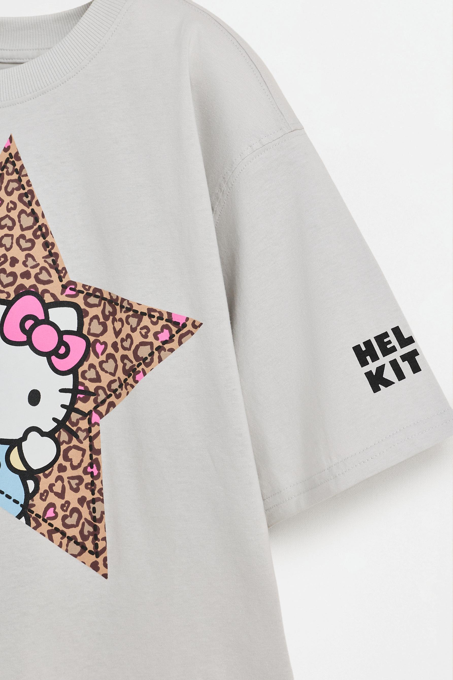 Hello Kitty ©SANRIO animal print T-shirt — PALE GREY