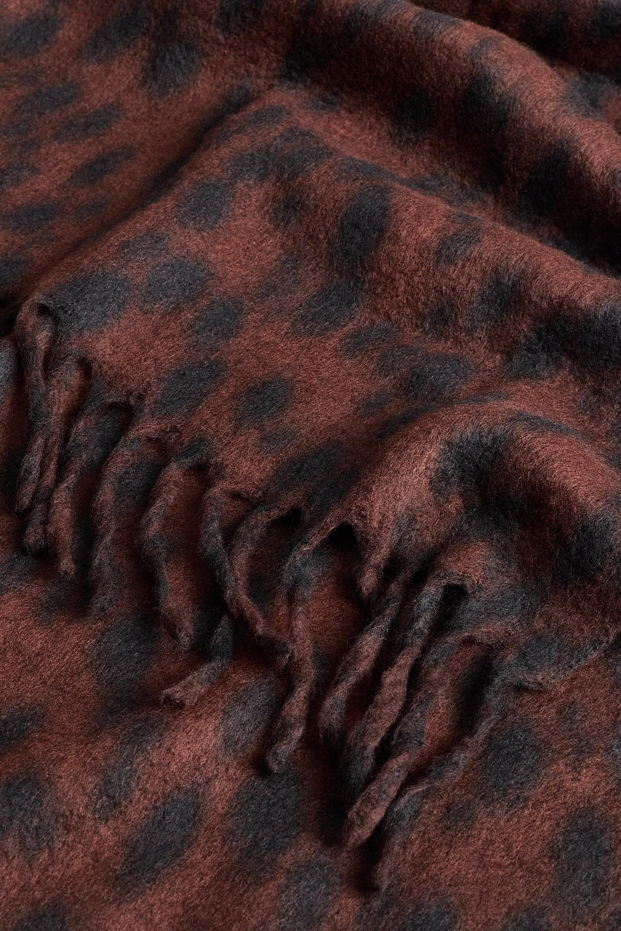 Leopard print scarf — LEOPARD PRINT