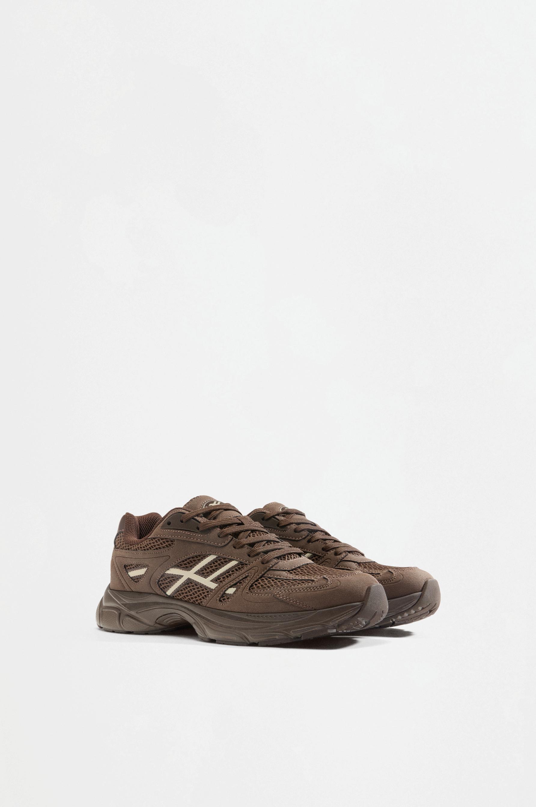 Multi-piece trainers — BROWN