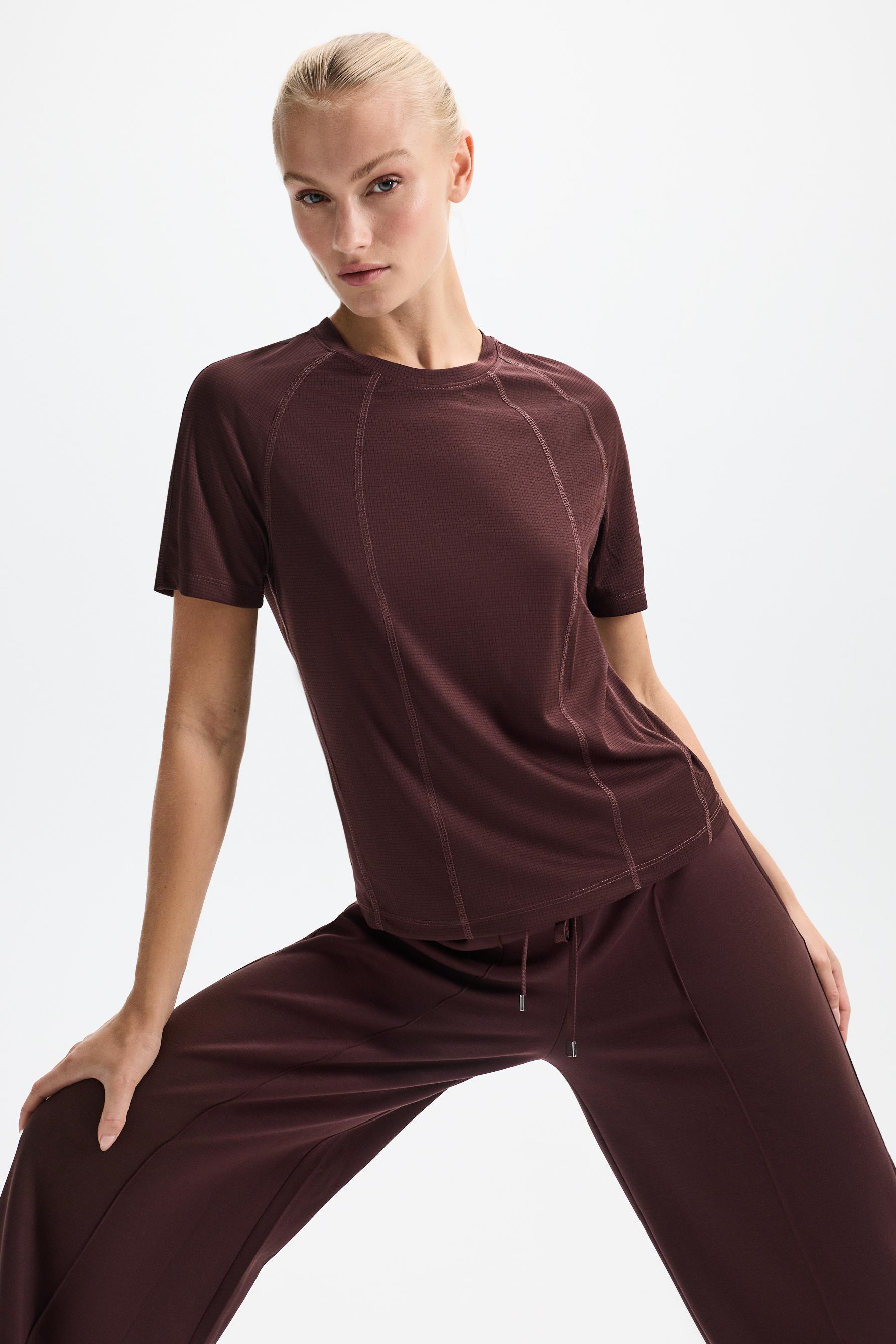 Seamed sports T-shirt — WINE