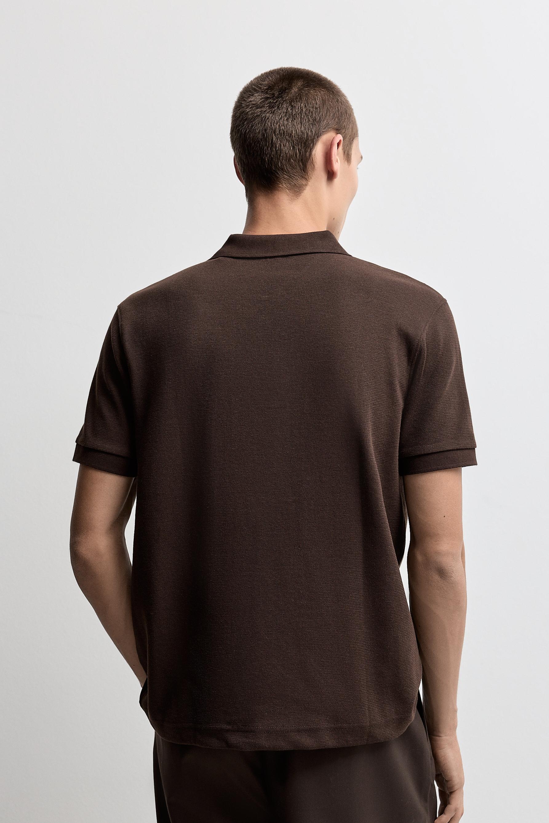 Basic textured polo shirt — BROWN