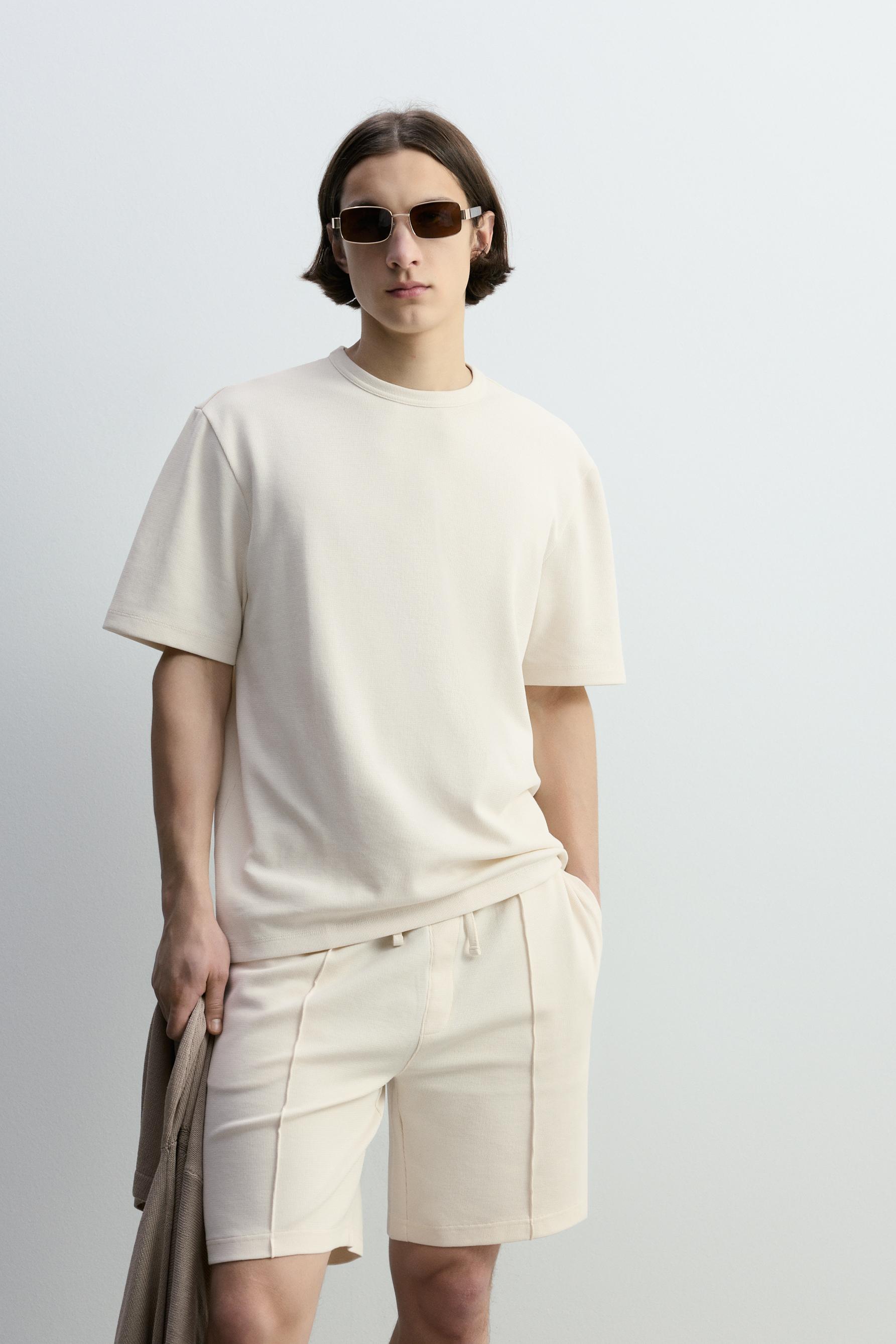Textured T-shirt — ECRU