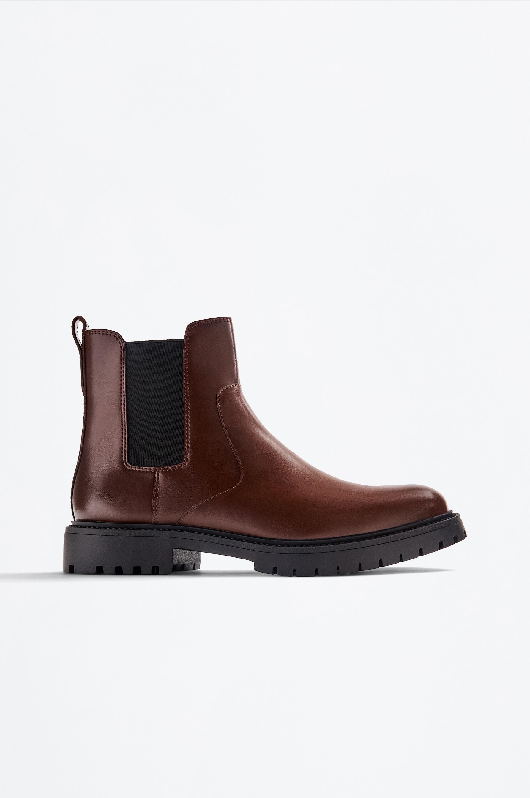 Men's Chelsea boots with track sole — BROWN