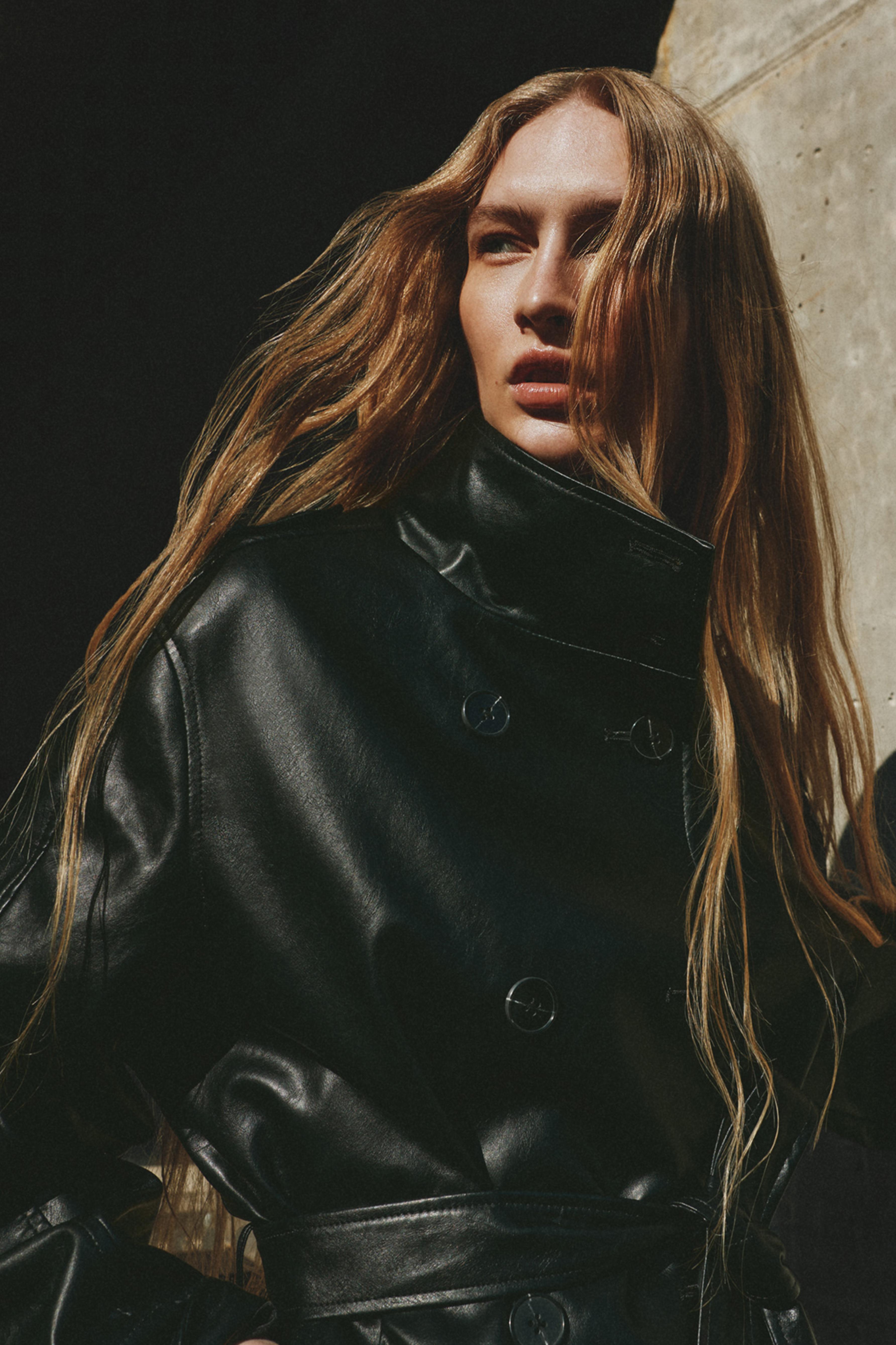 Leather effect trench coat — BLACK