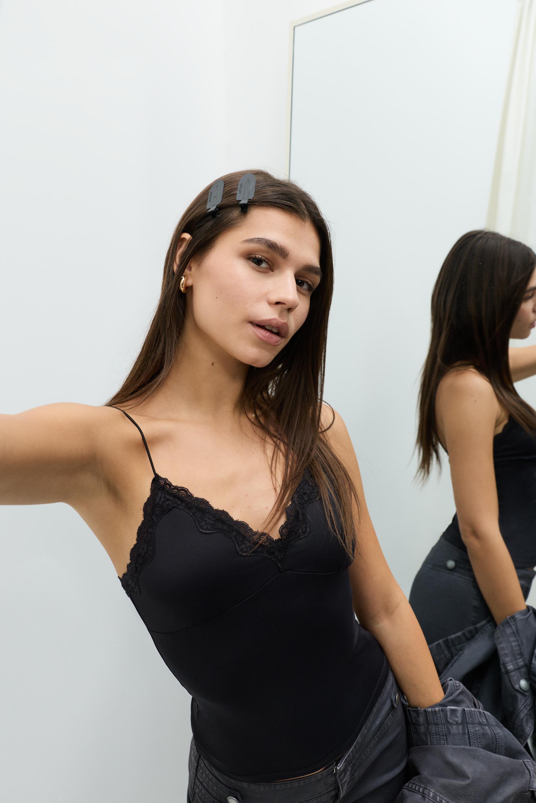 Lace camisole — BLACK