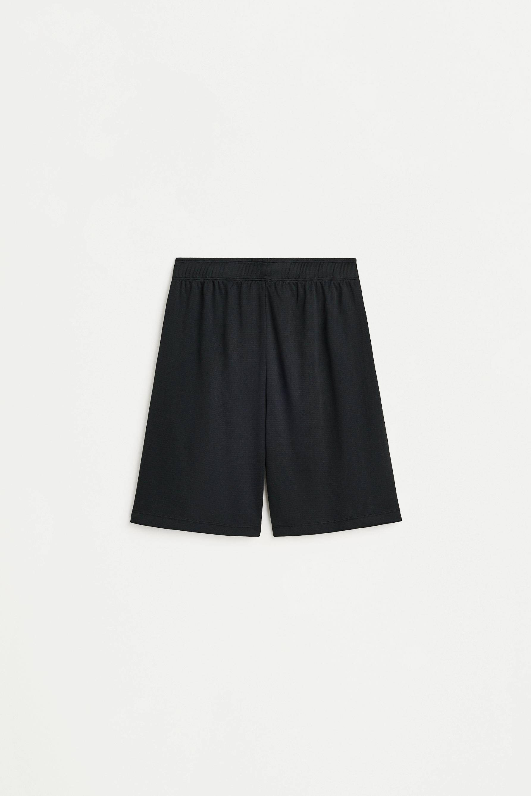 Bermuda sports shorts — BLACK