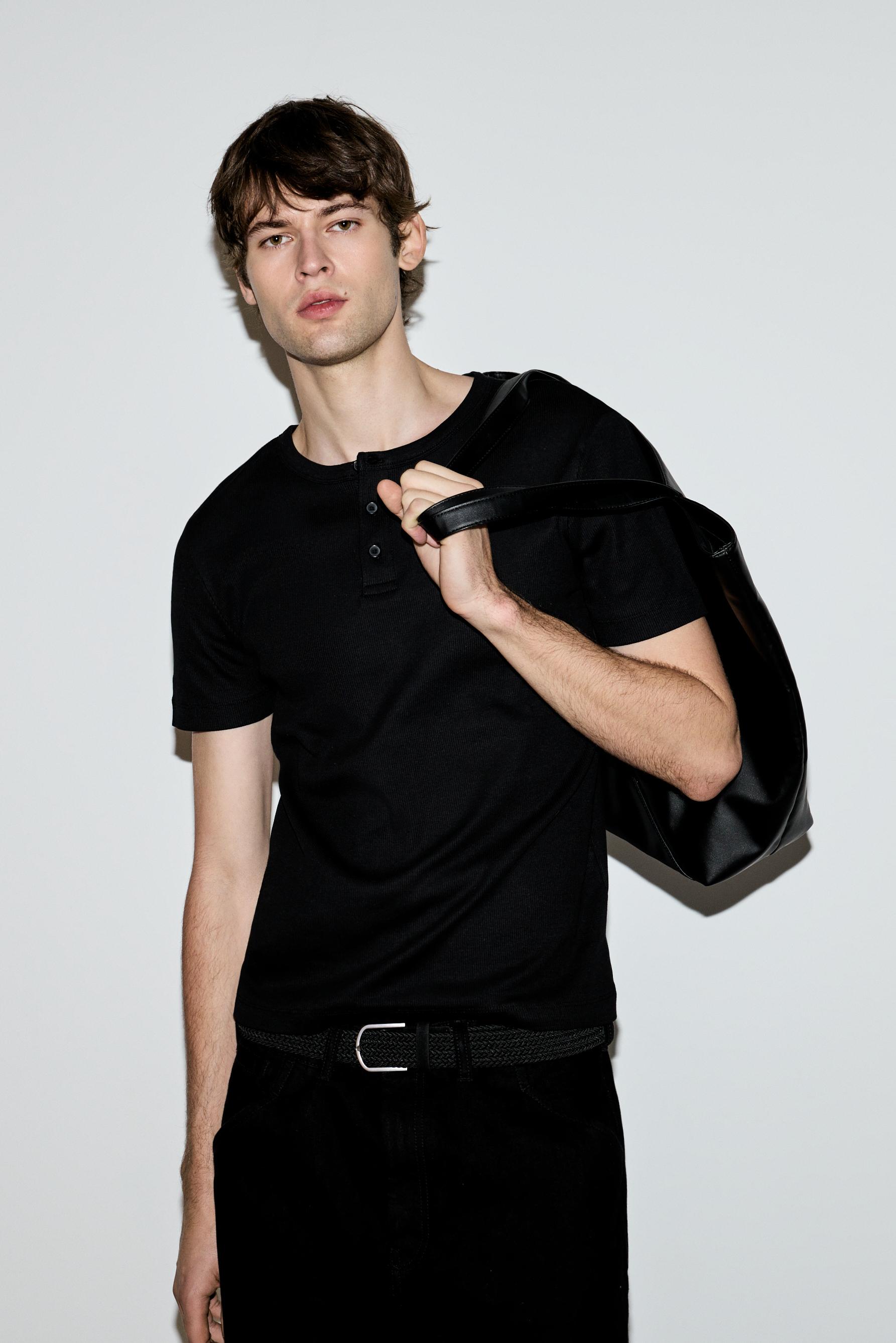 Henley T-shirt — BLACK