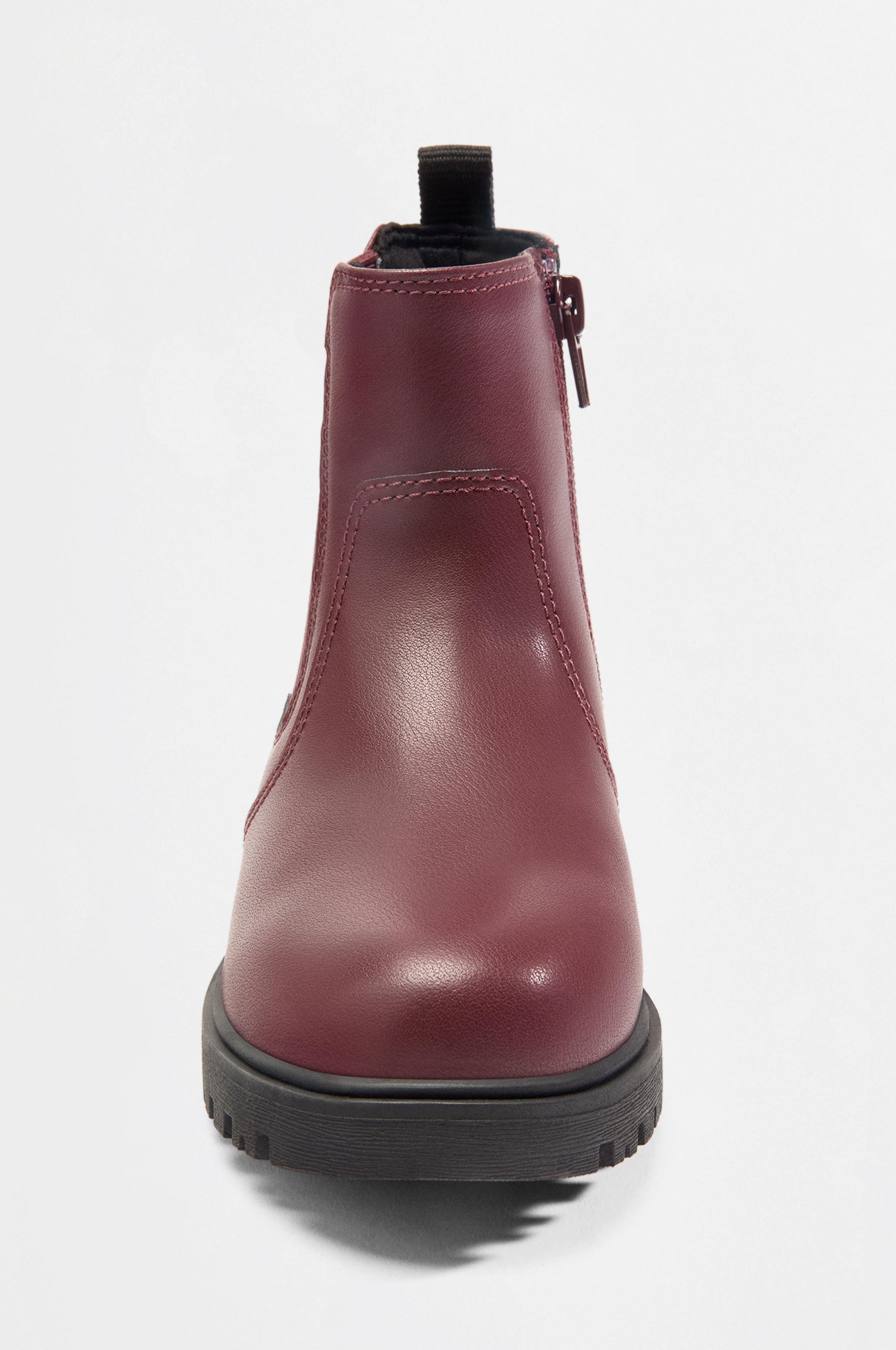 Chelsea Boots — BURGUNDY