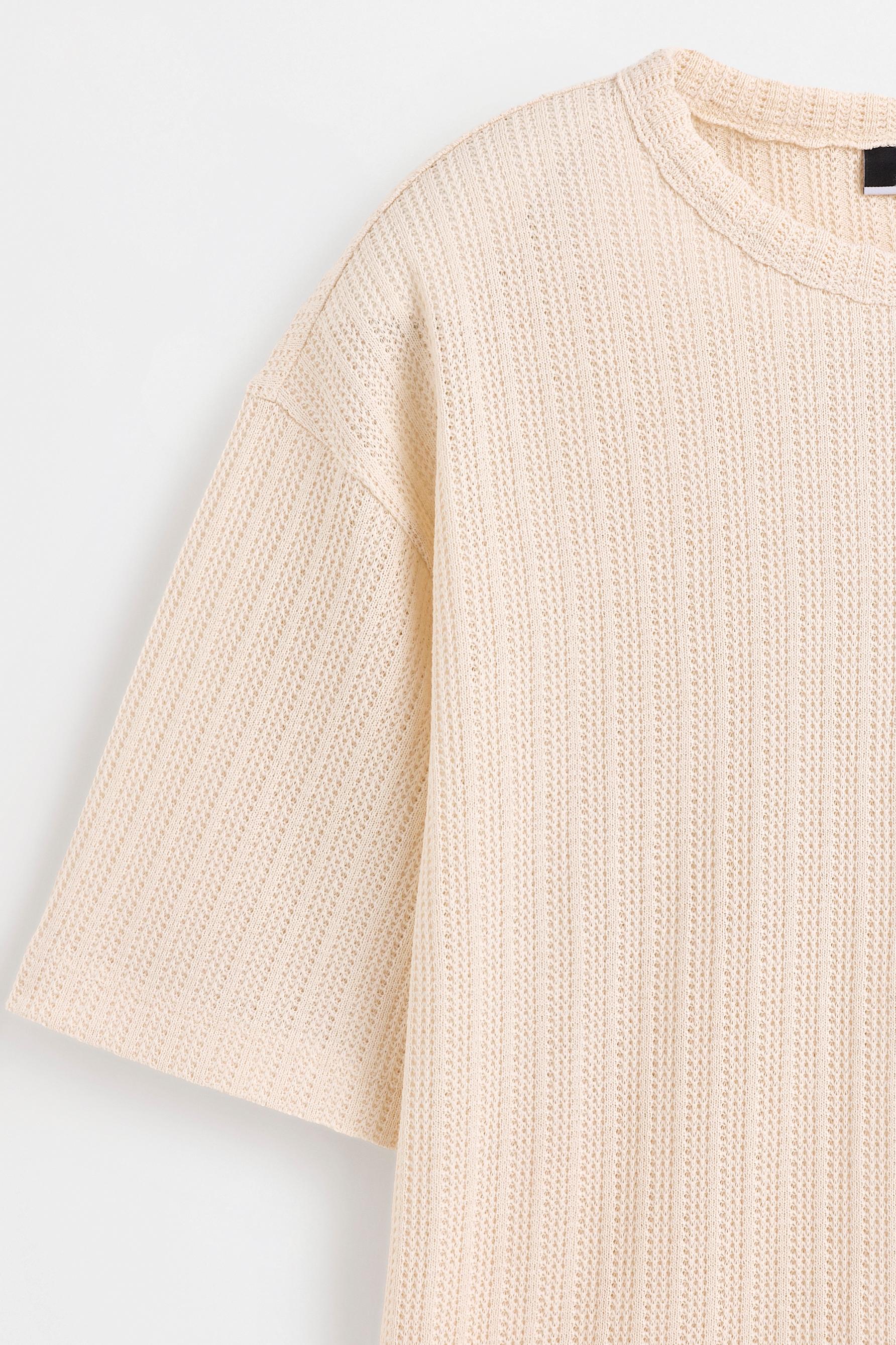 Texture T-shirt — BUTTER