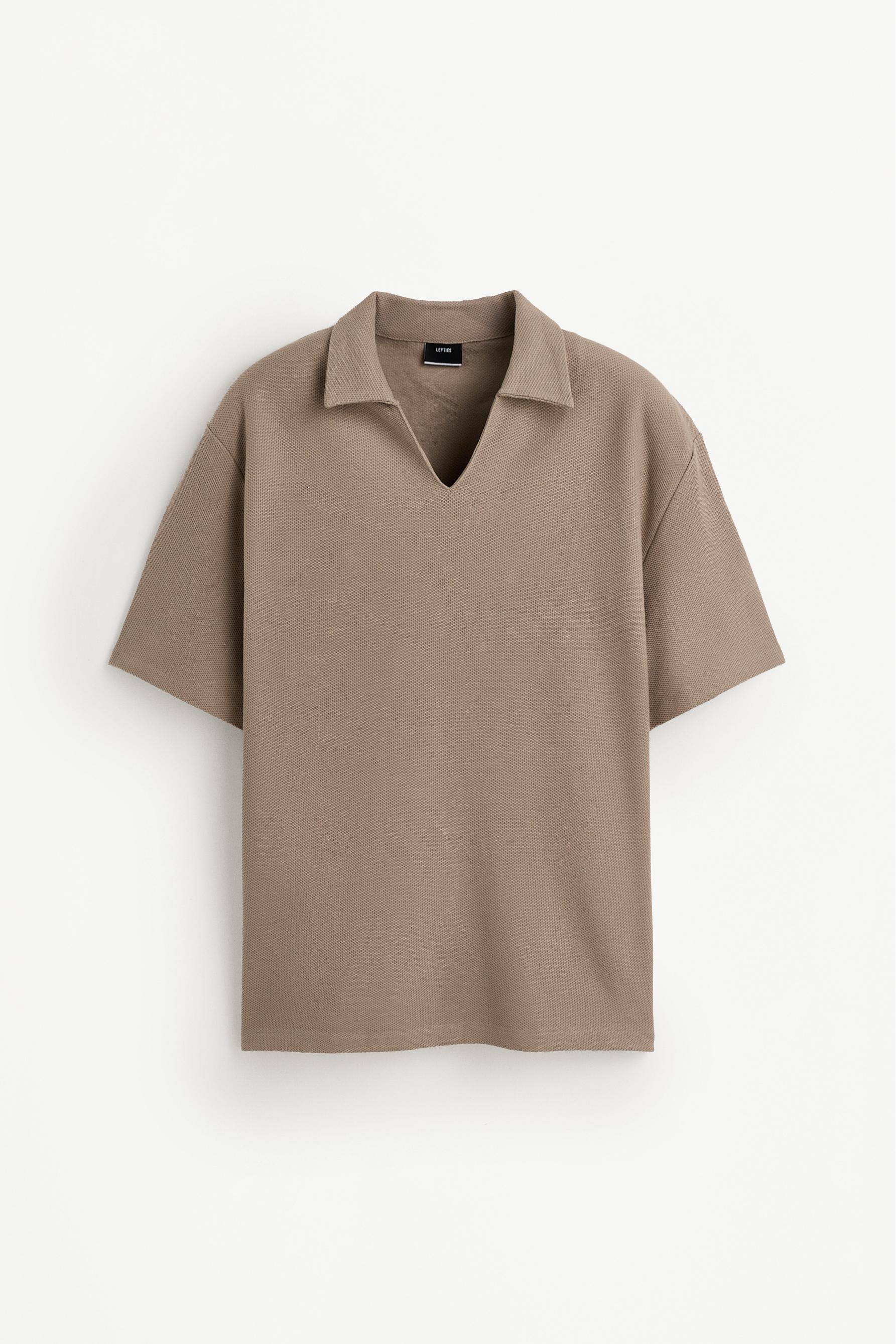 Textured V-neck polo shirt — CAMEL