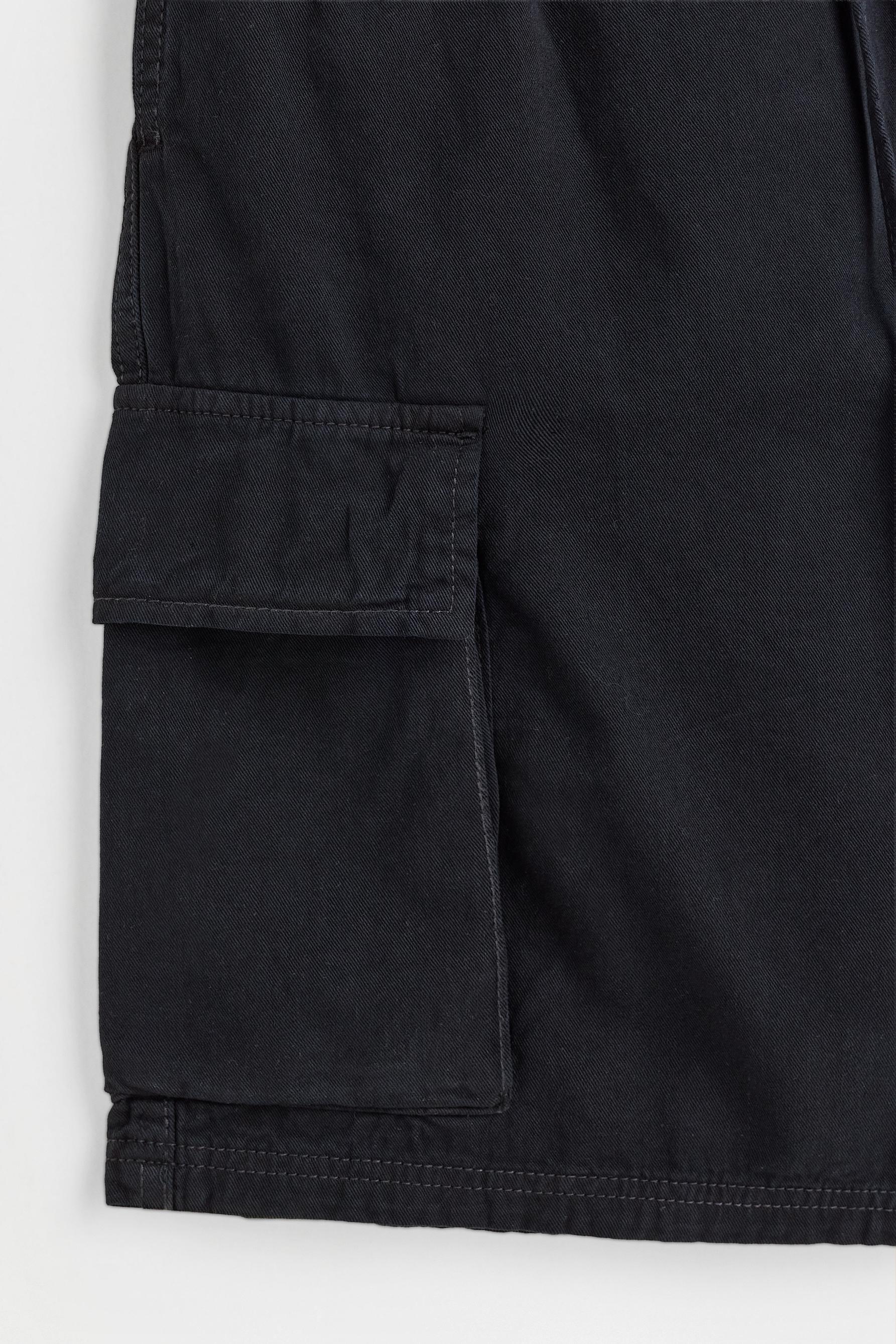 Cargo denim jogger Bermuda shorts — BLACK