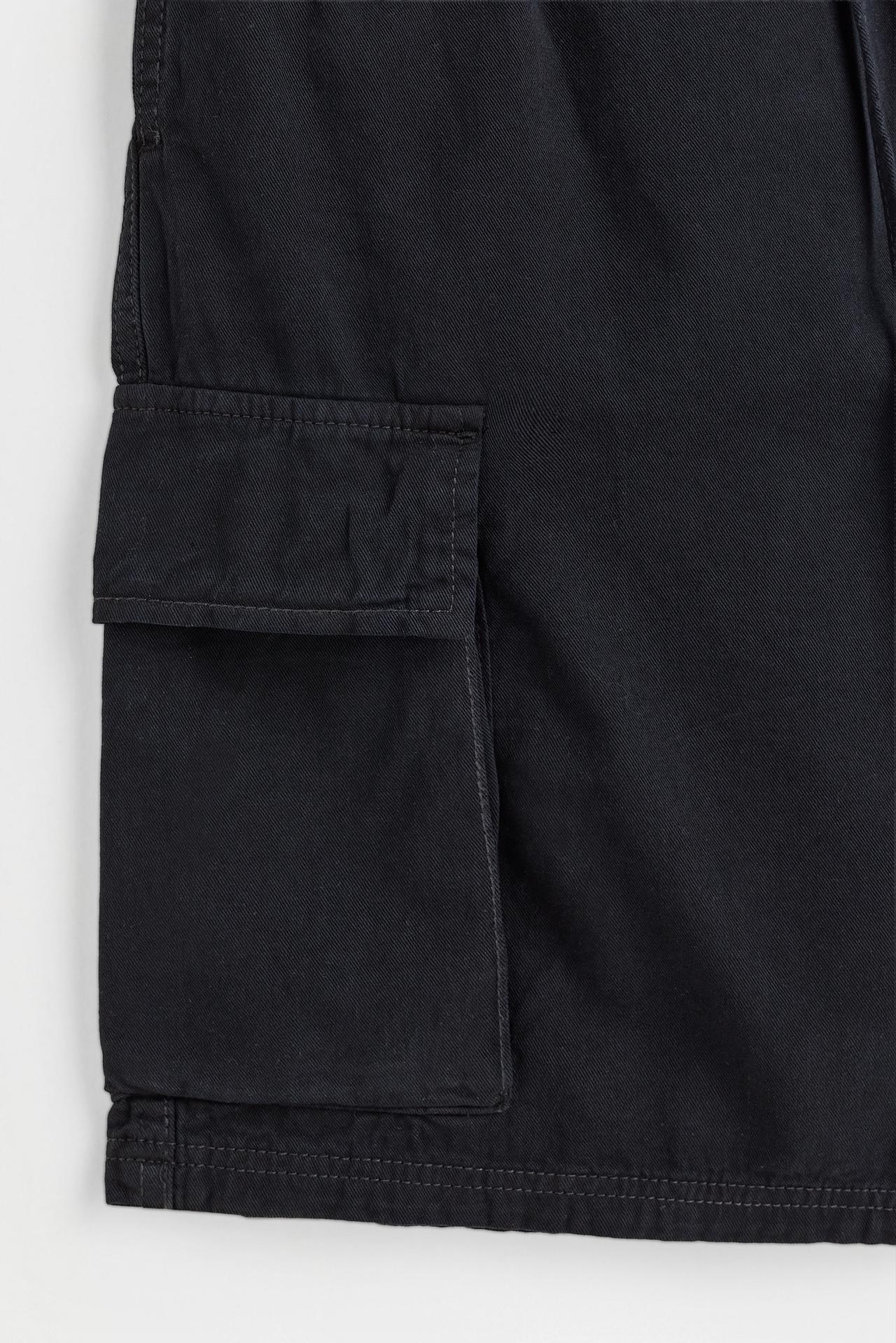 Cargo denim jogger Bermuda shorts — BLACK