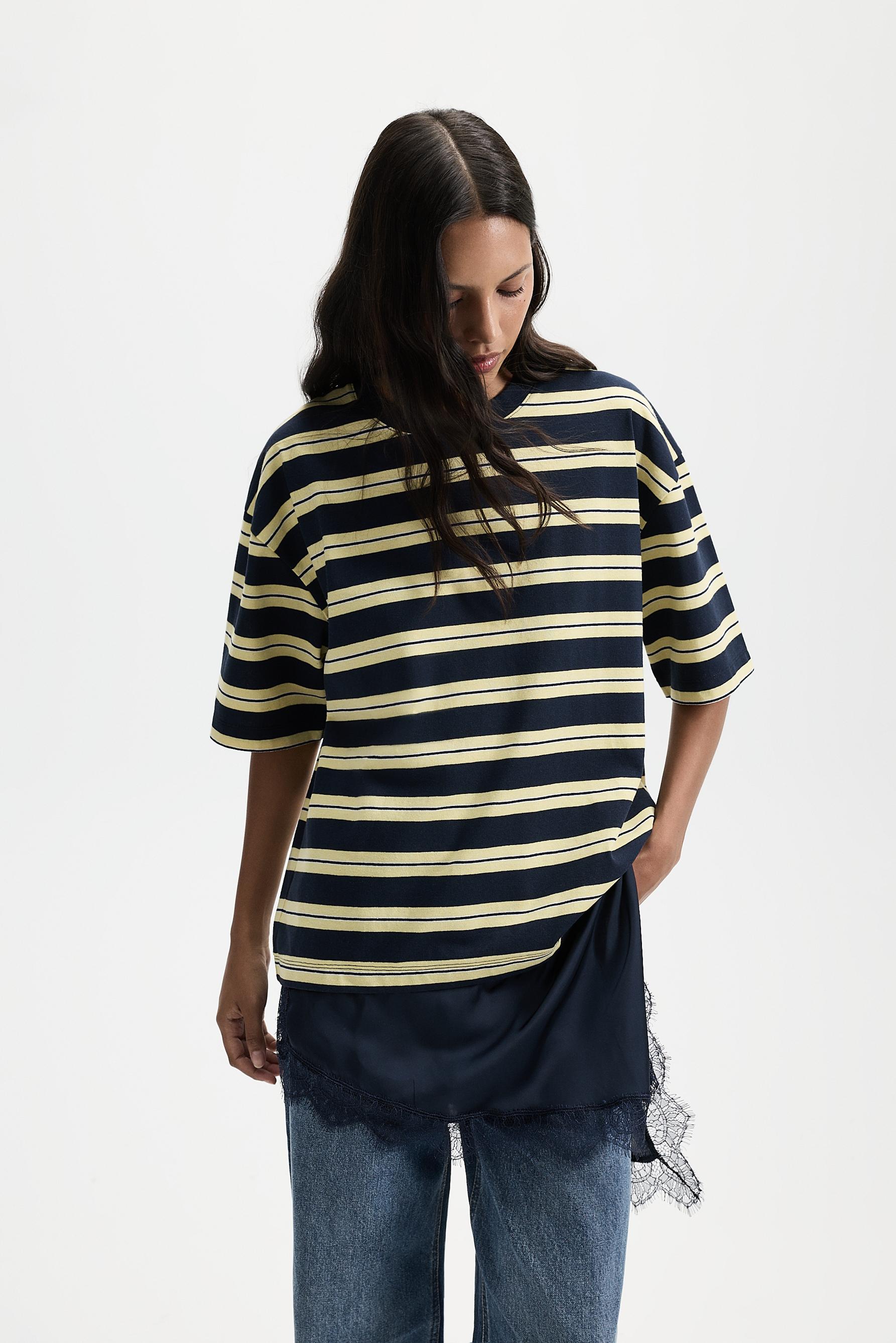 Striped lace-hem T-shirt — STRIPED