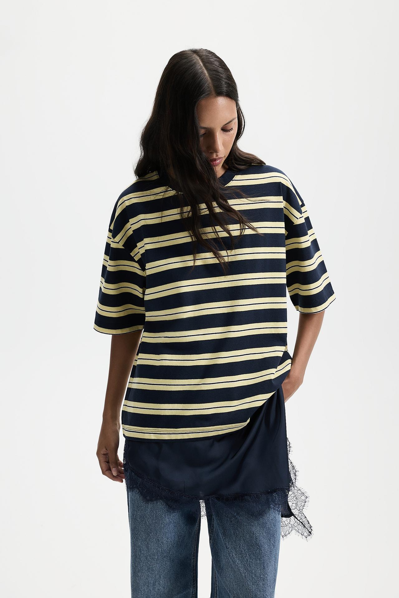 Striped lace-hem T-shirt — STRIPED