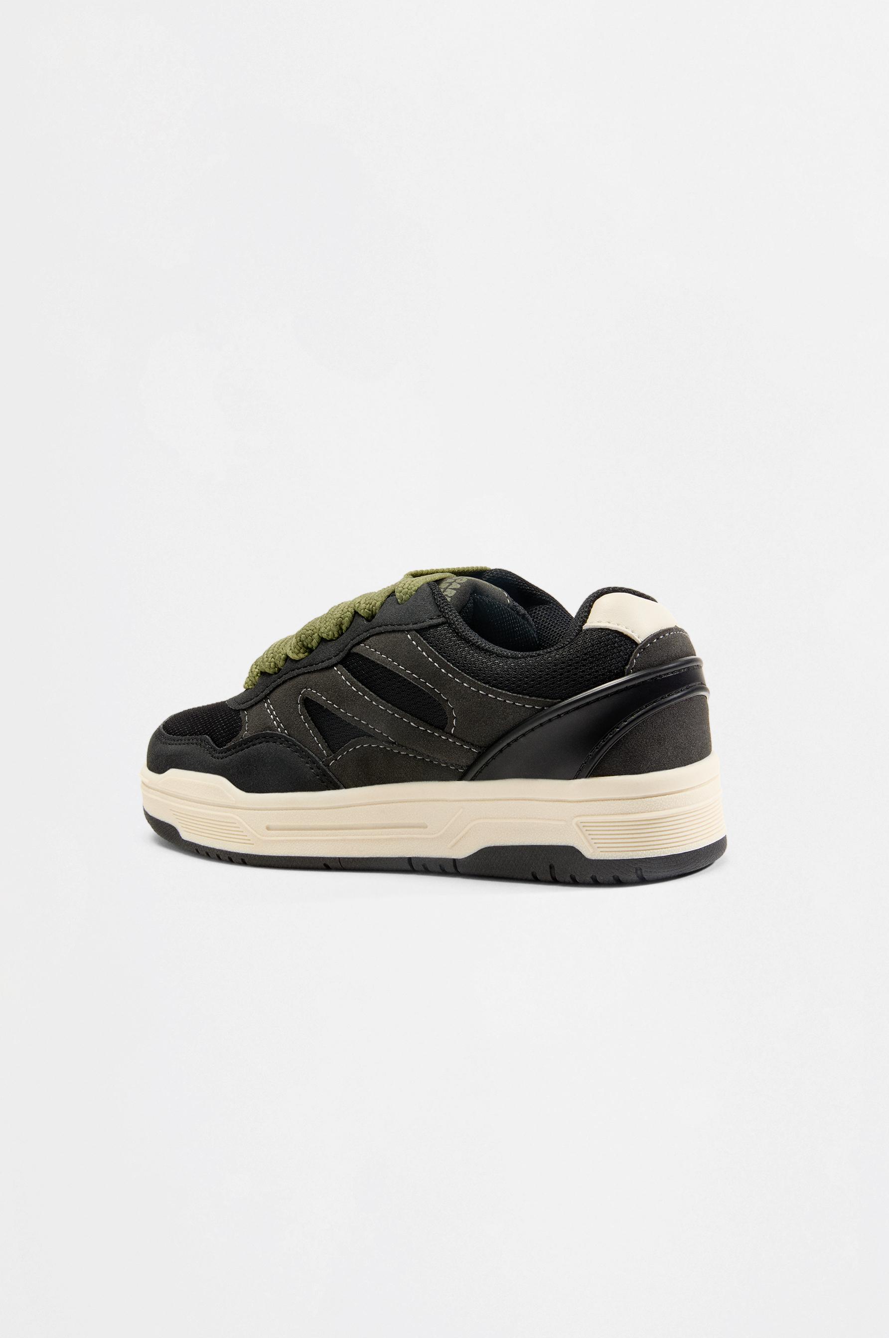 Skate sneakers — BLACK